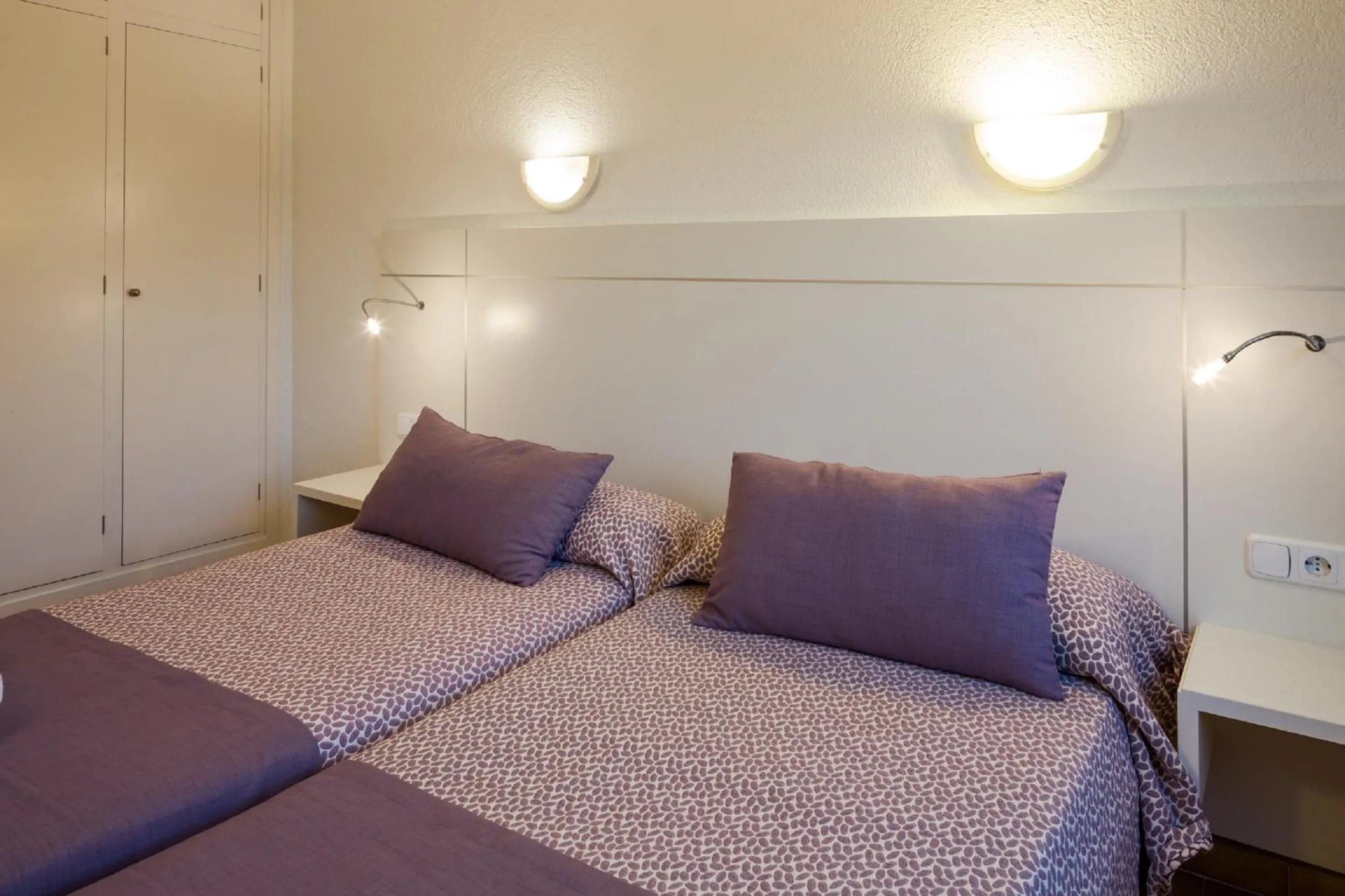 Bed in Aparthotel Puerto Cala Vadella