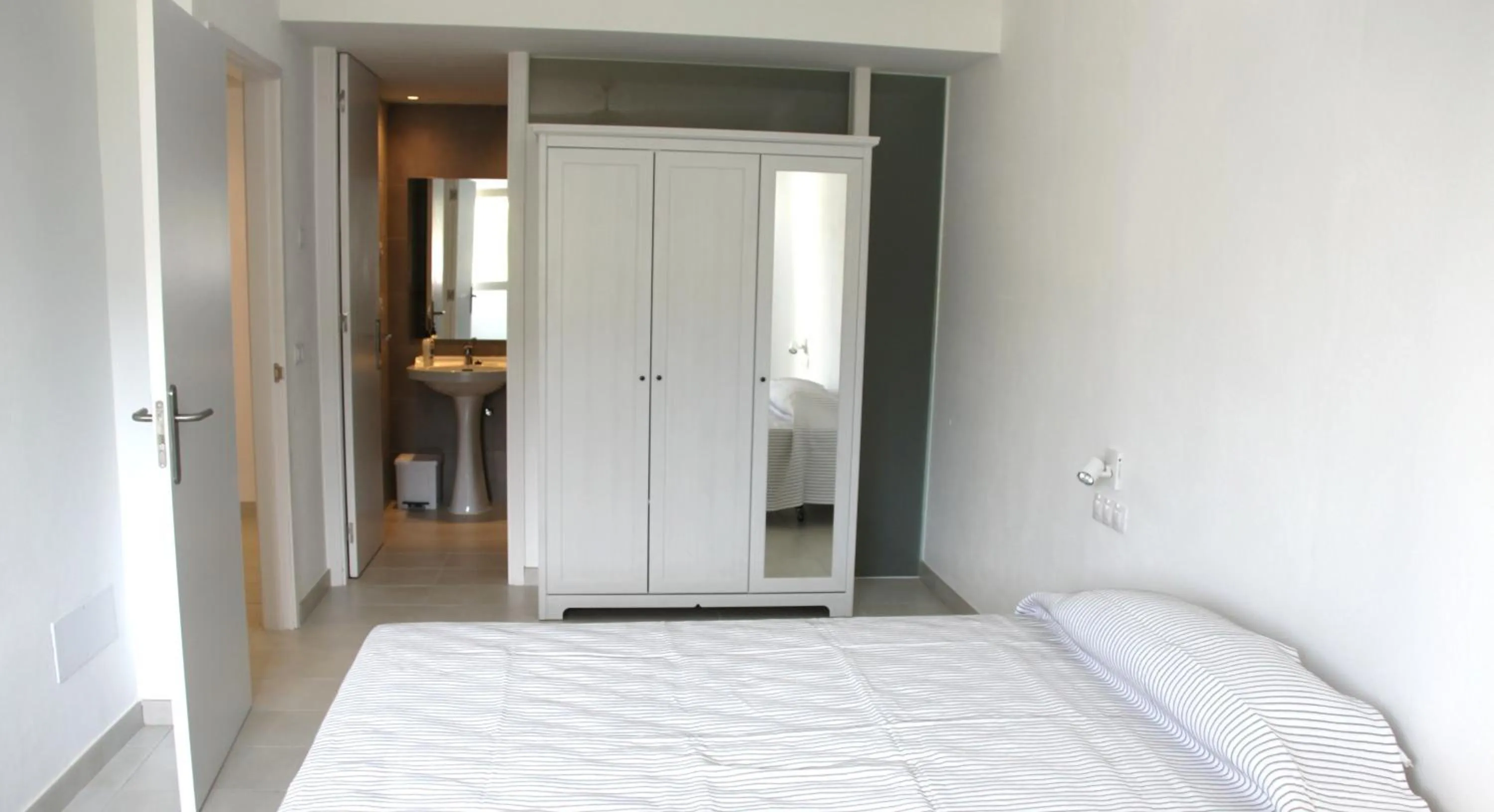 Bedroom, Bed in Aparthotel Puerto Cala Vadella