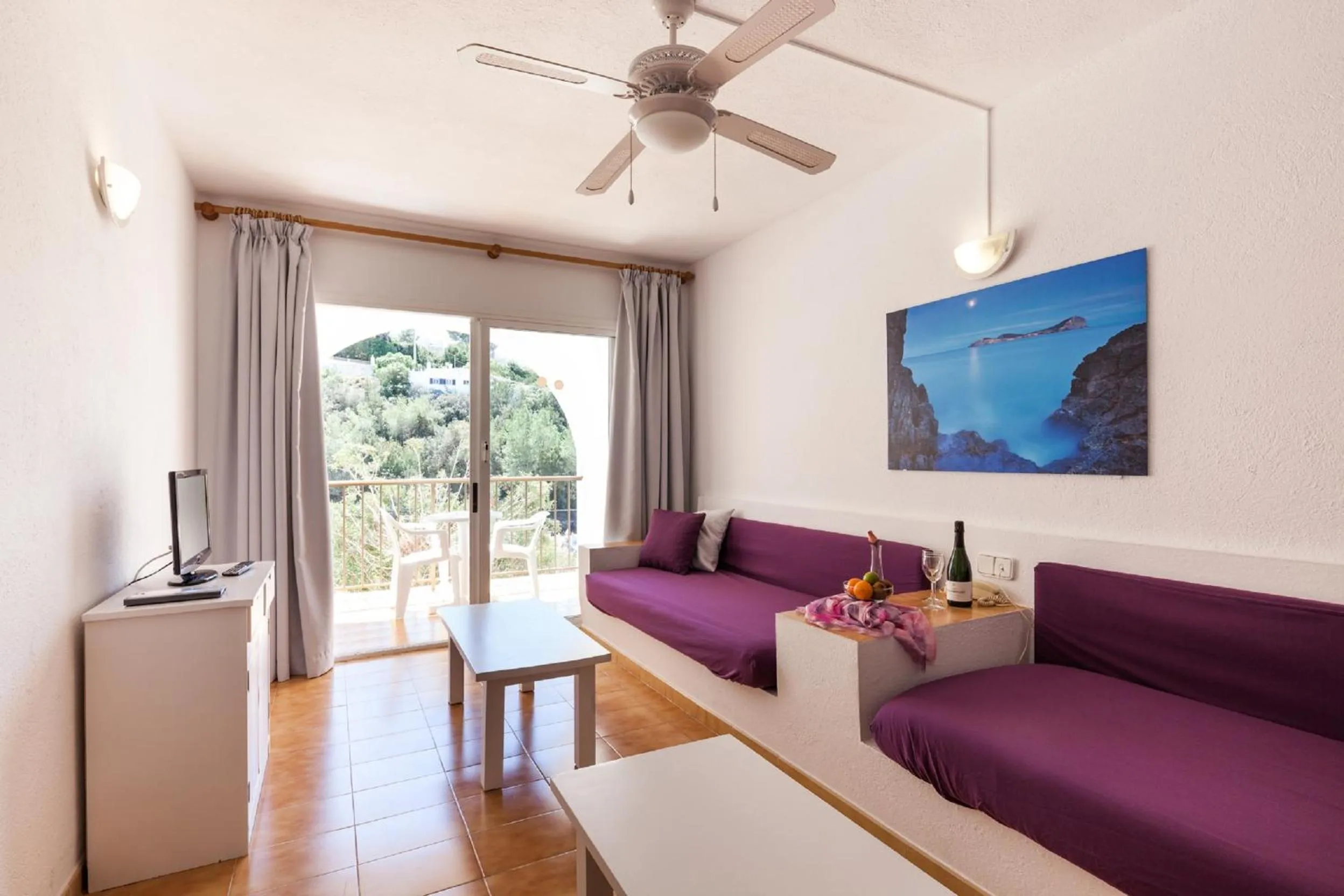 Bed in Aparthotel Puerto Cala Vadella