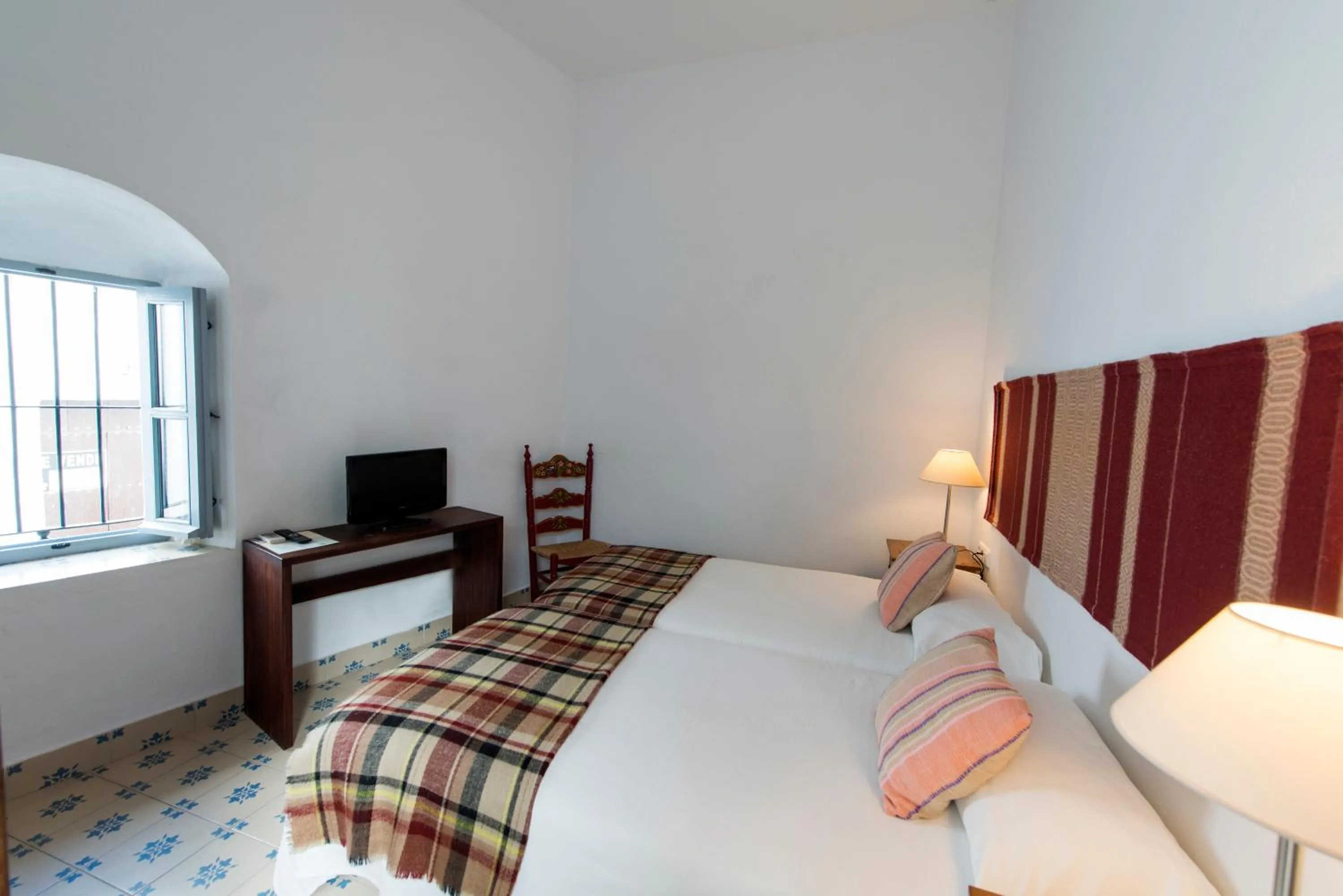 Photo of the whole room, Bed in La Botica de Vejer