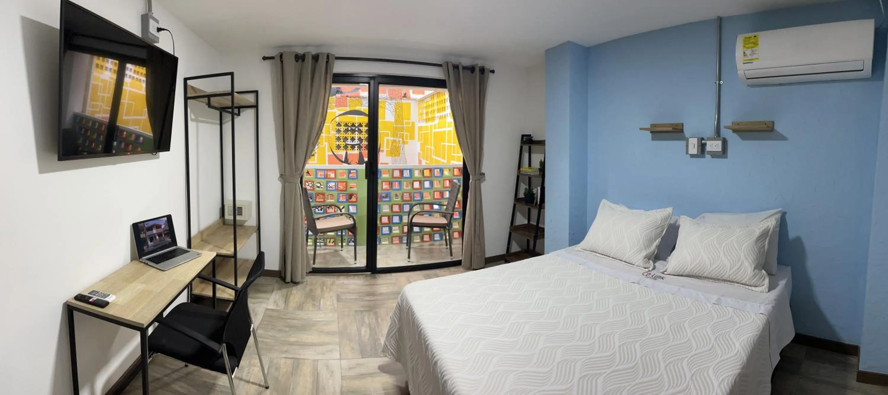 Bed in CoLinkHouse Hotel