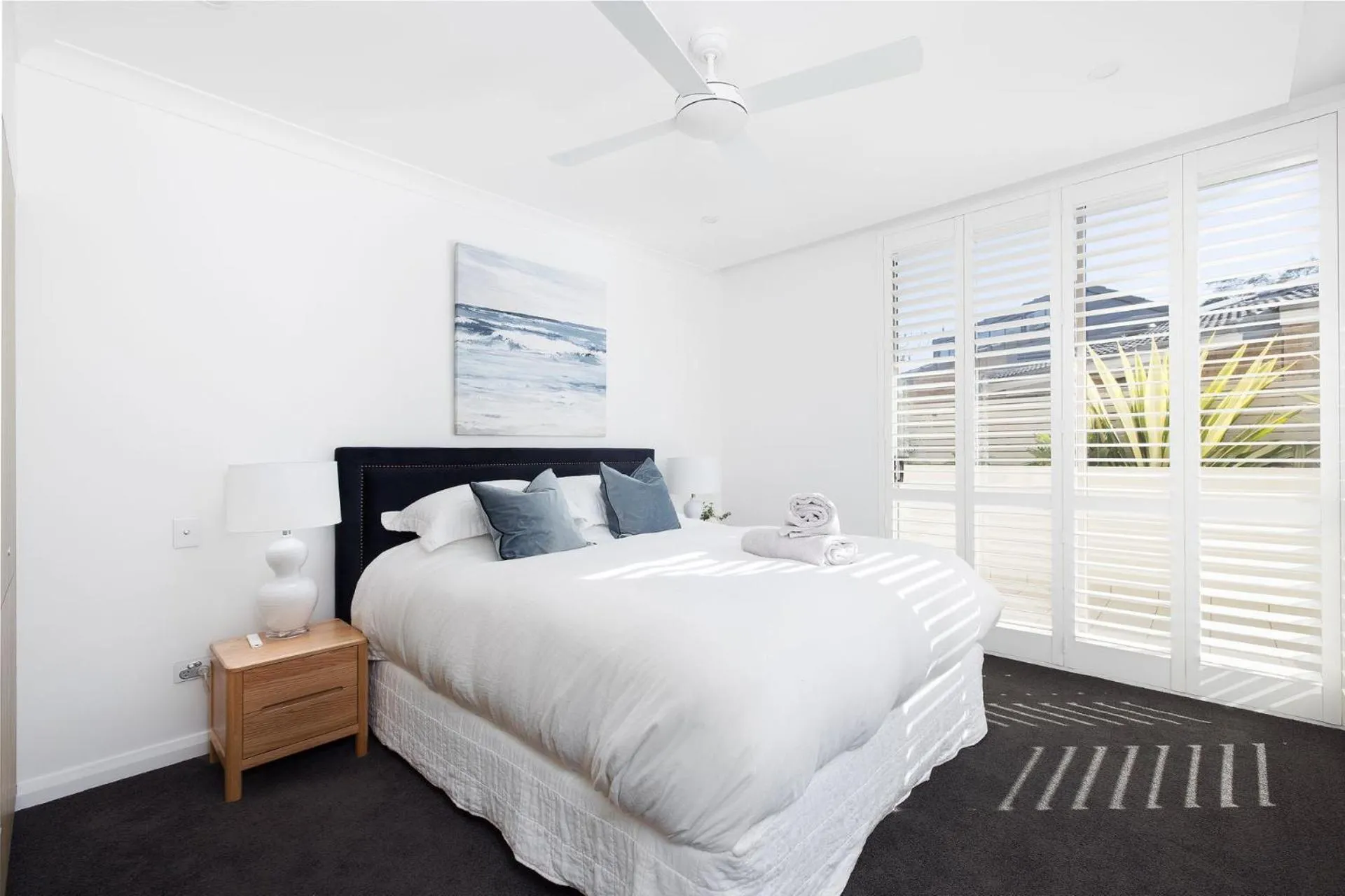 Aura 3 Spectacular Beachside Views
