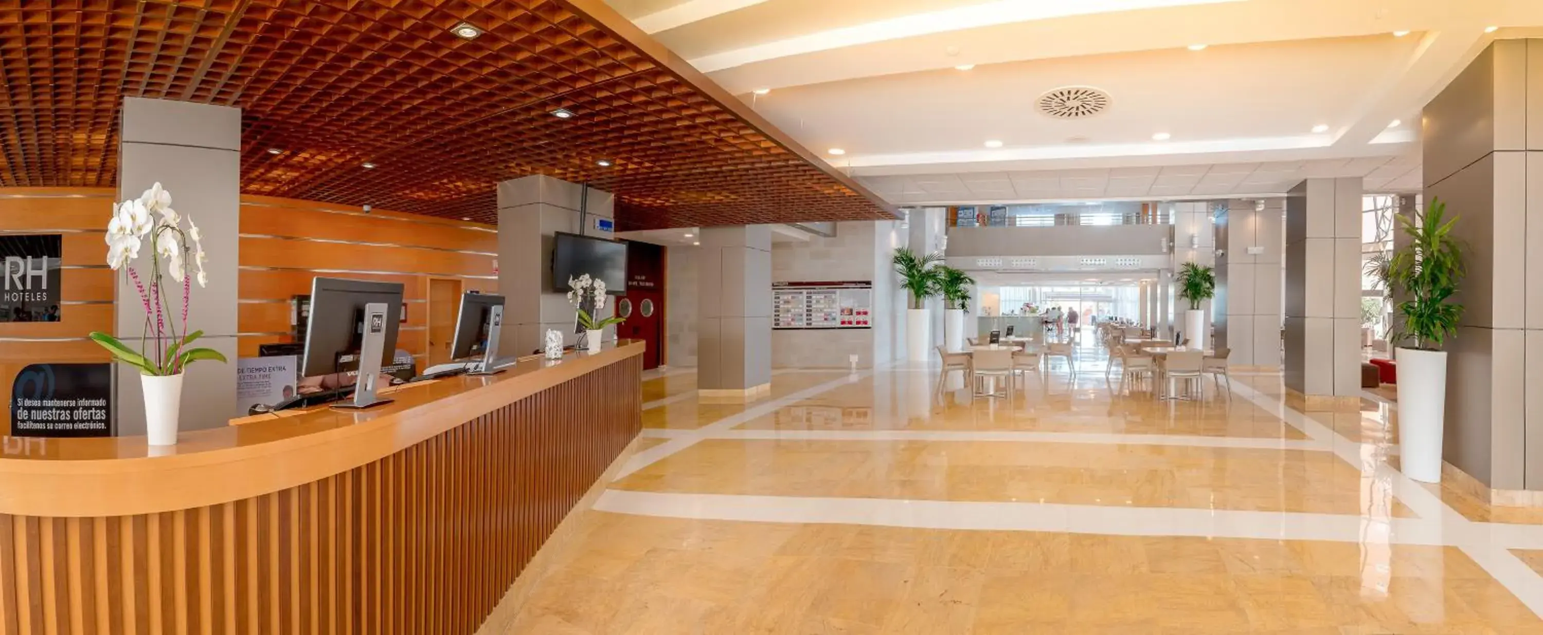 Lobby or reception in Hotel RH Ifach Lobby or reception in Hotel RH Ifach