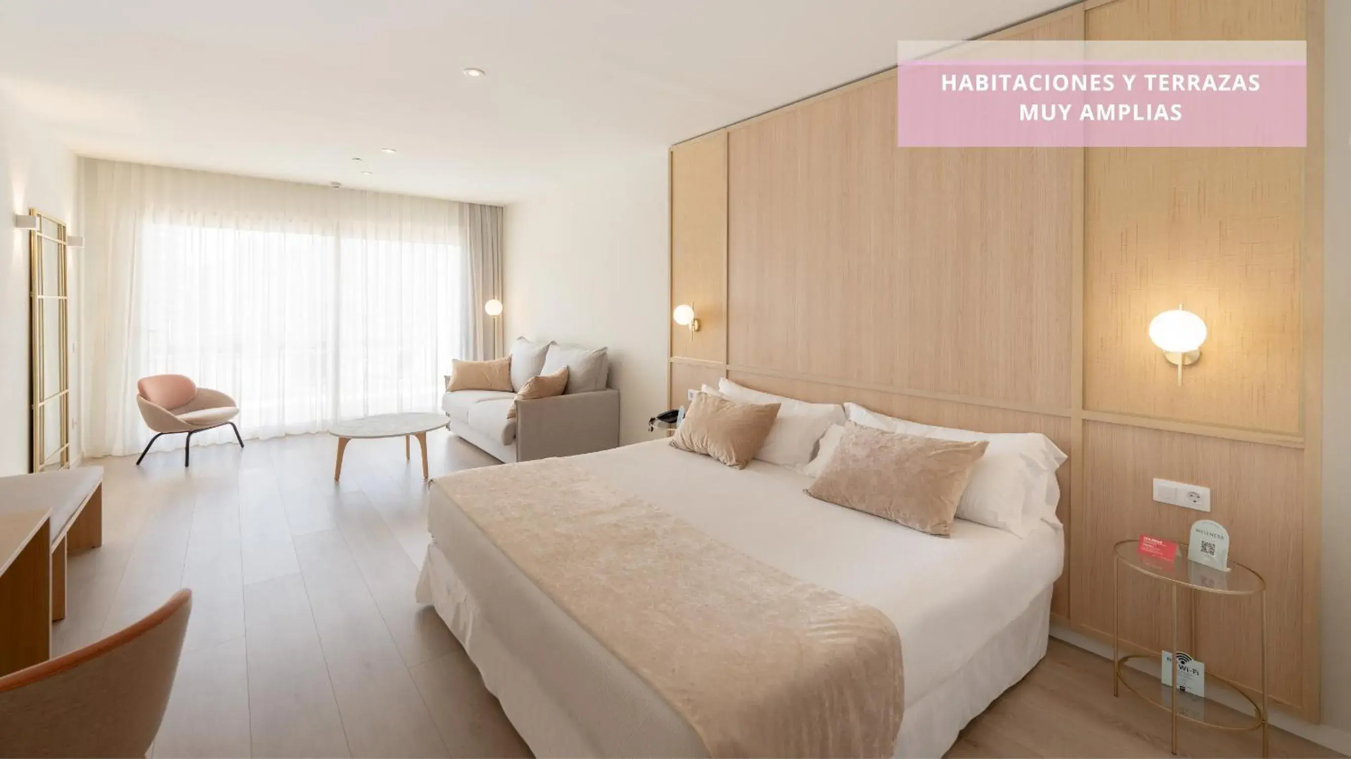 Premium Double Room with Terrace (3 adults) in Hotel RH Ifach Premium Double Room with Terrace (3 adults) in Hotel RH Ifach