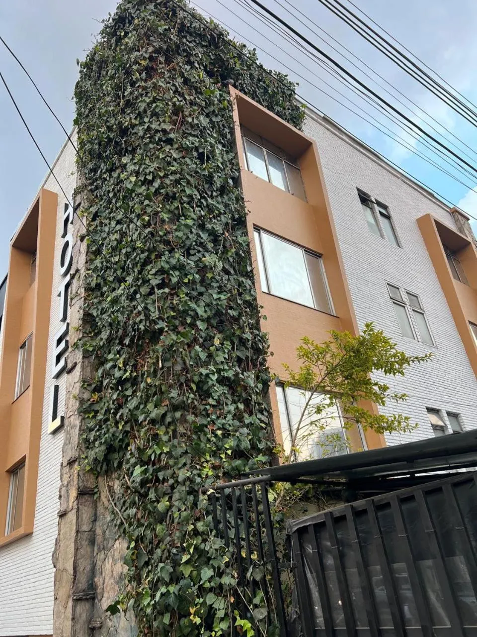 Hotel Calantha