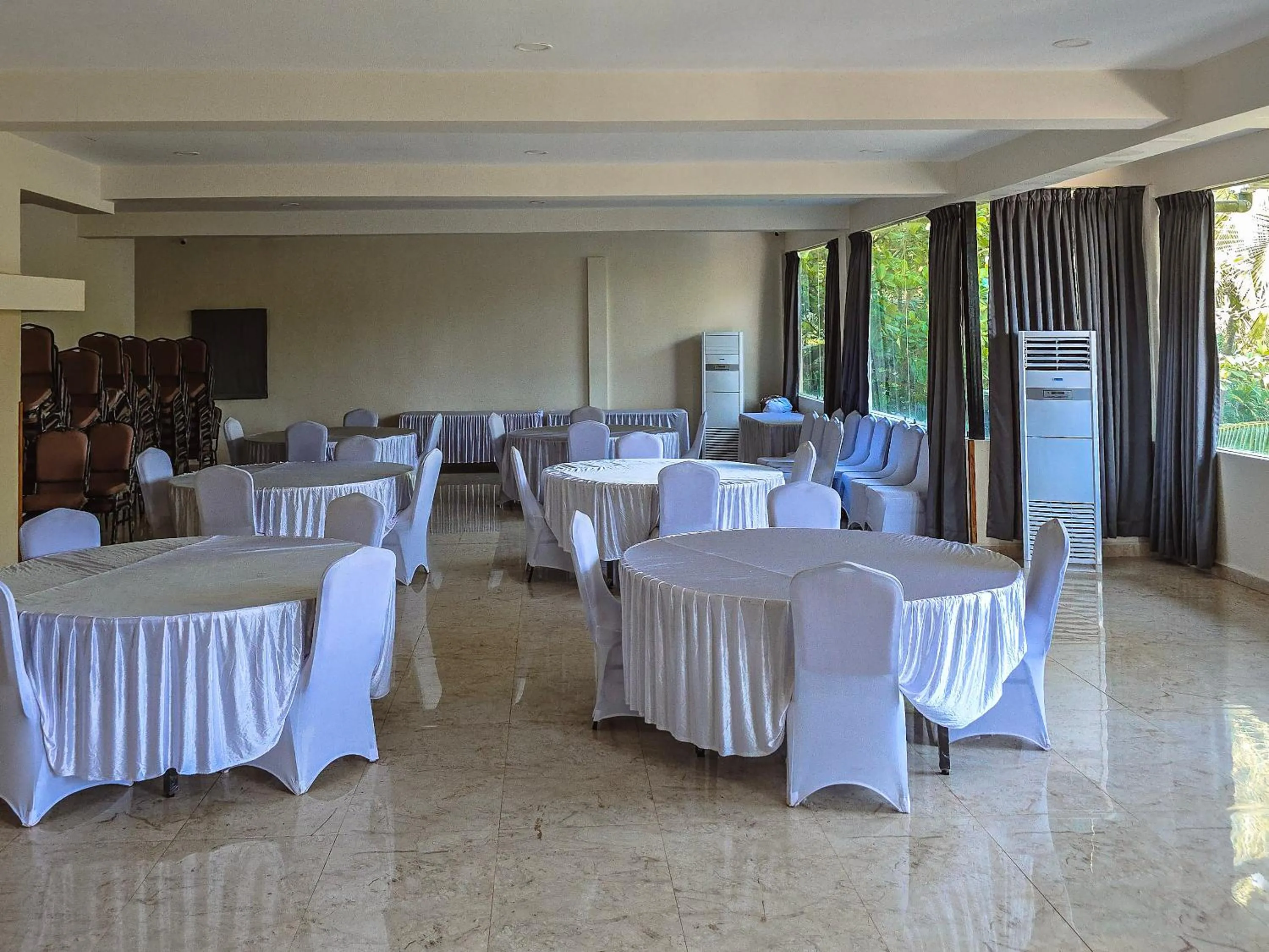 Banquet/Function facilities in The Verda De Miranda Resort Morjim North Goa