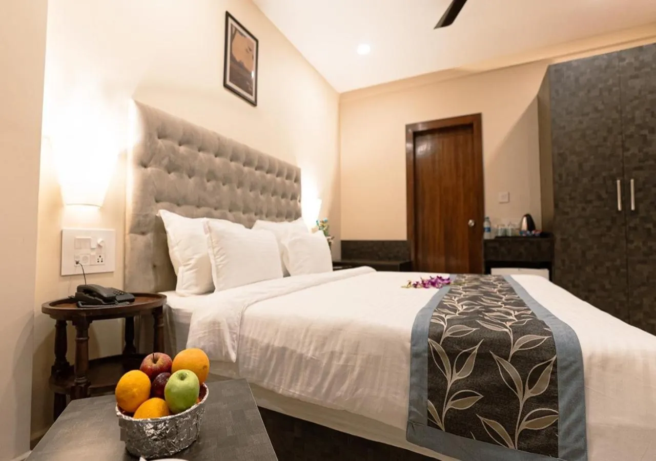 Food and drinks, Bed in The Verda De Miranda Resort Morjim North Goa