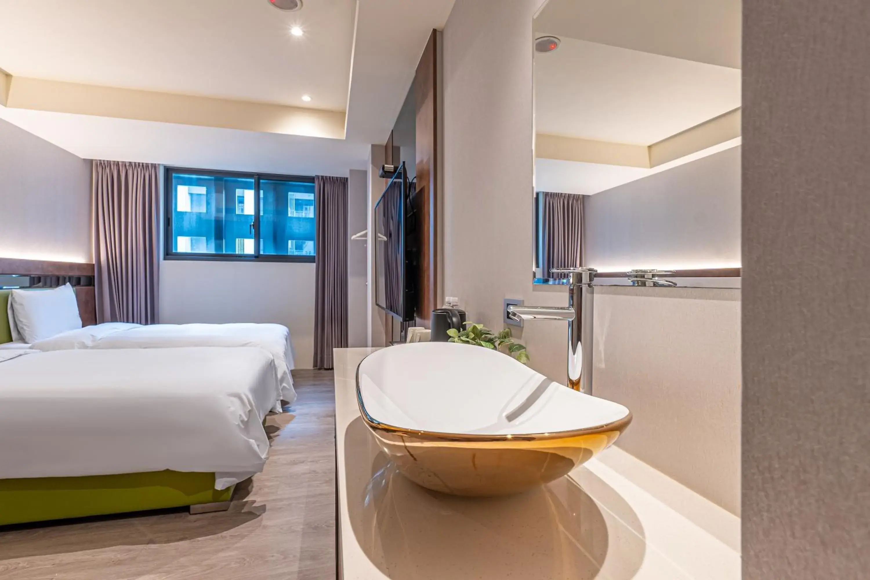 Photo of the whole room, Bed in CHECK inn Taichung Qinghai Photo of the whole room, Bed in CHECK inn Taichung Qinghai