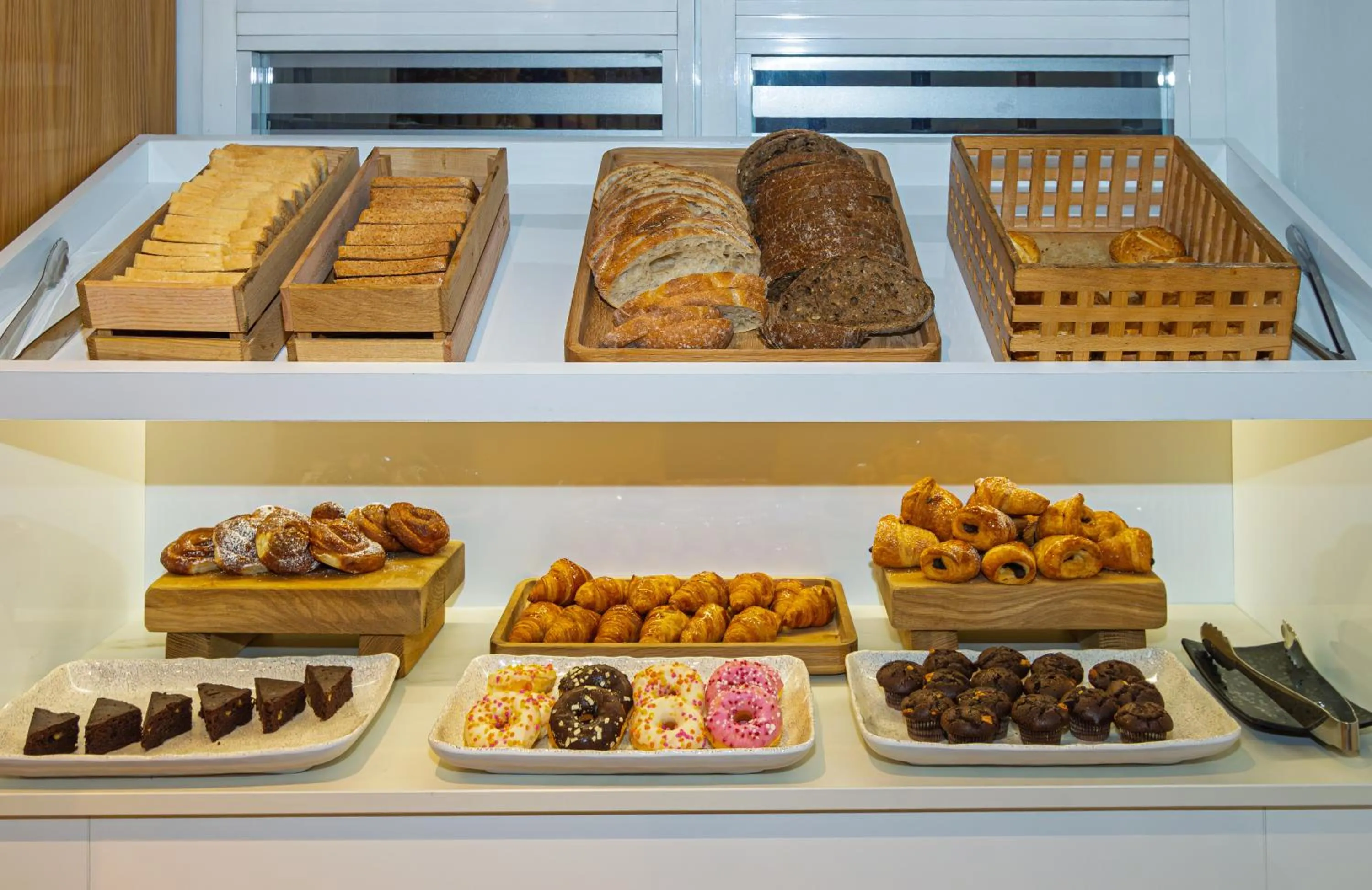 Breakfast in SH Ingles Boutique Hotel