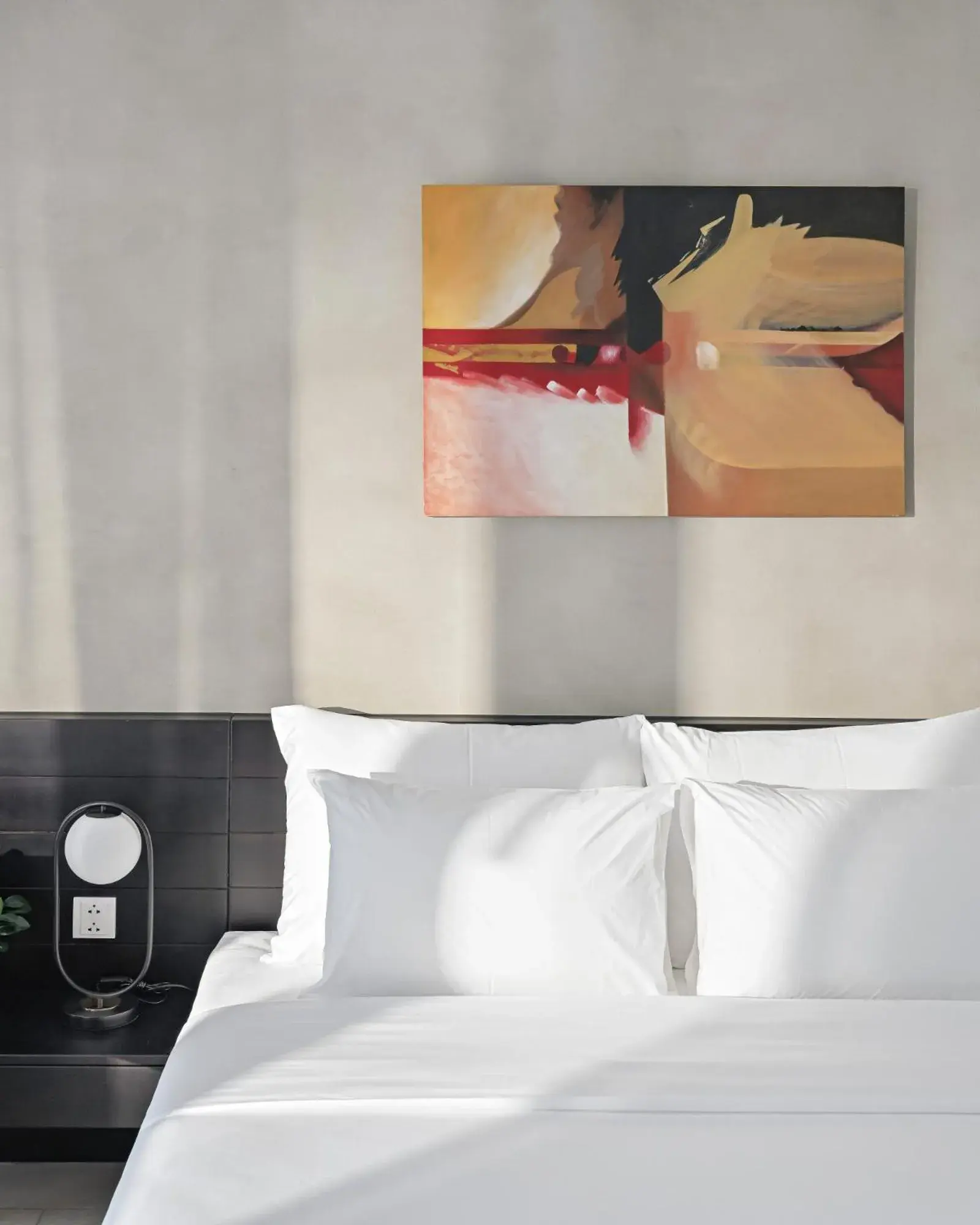 Decorative detail, Bed in Triple E Hotel Metro Ben Thanh Decorative detail, Bed in Triple E Hotel Metro Ben Thanh