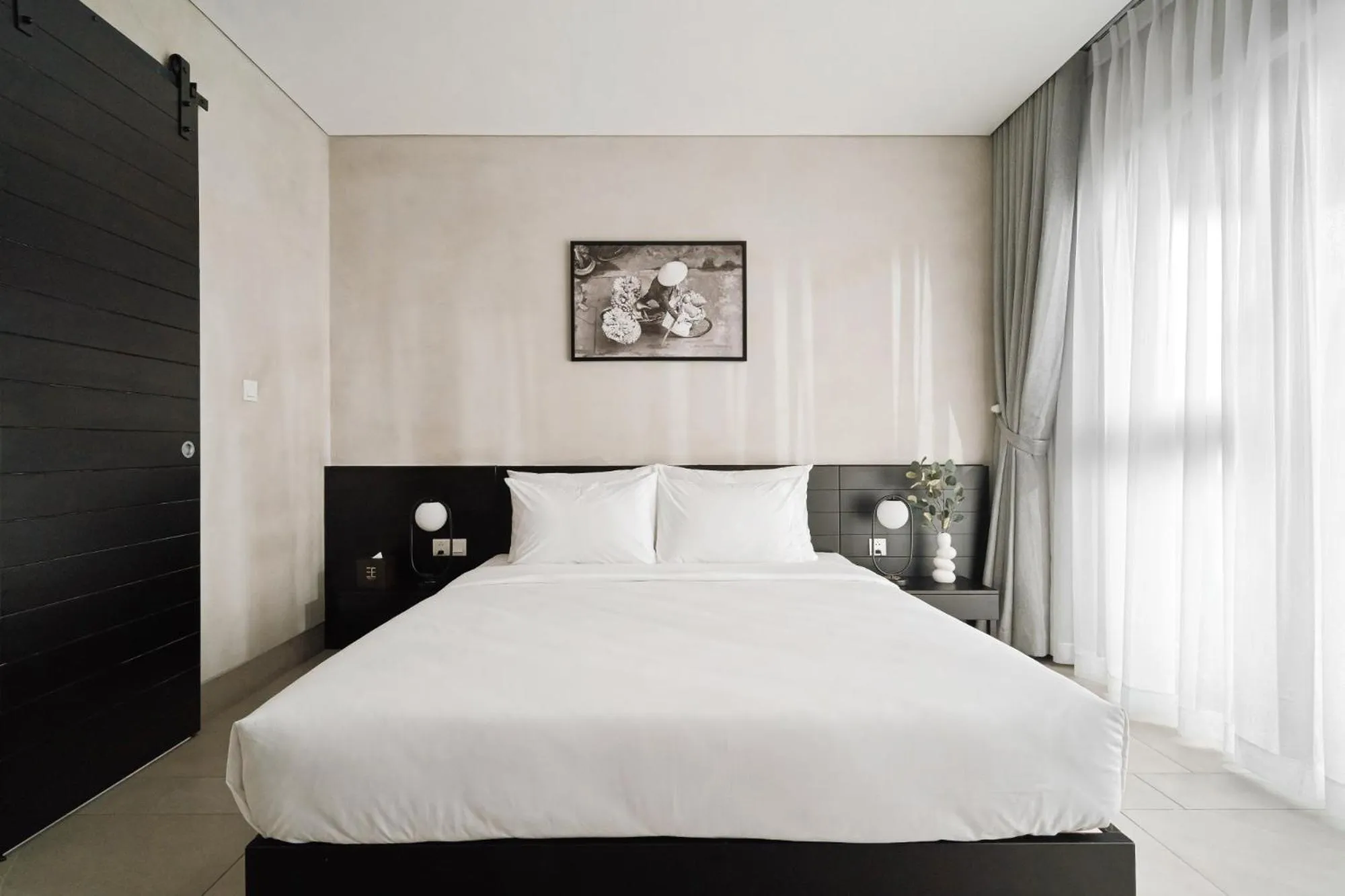 Bed in Triple E Hotel Metro Ben Thanh