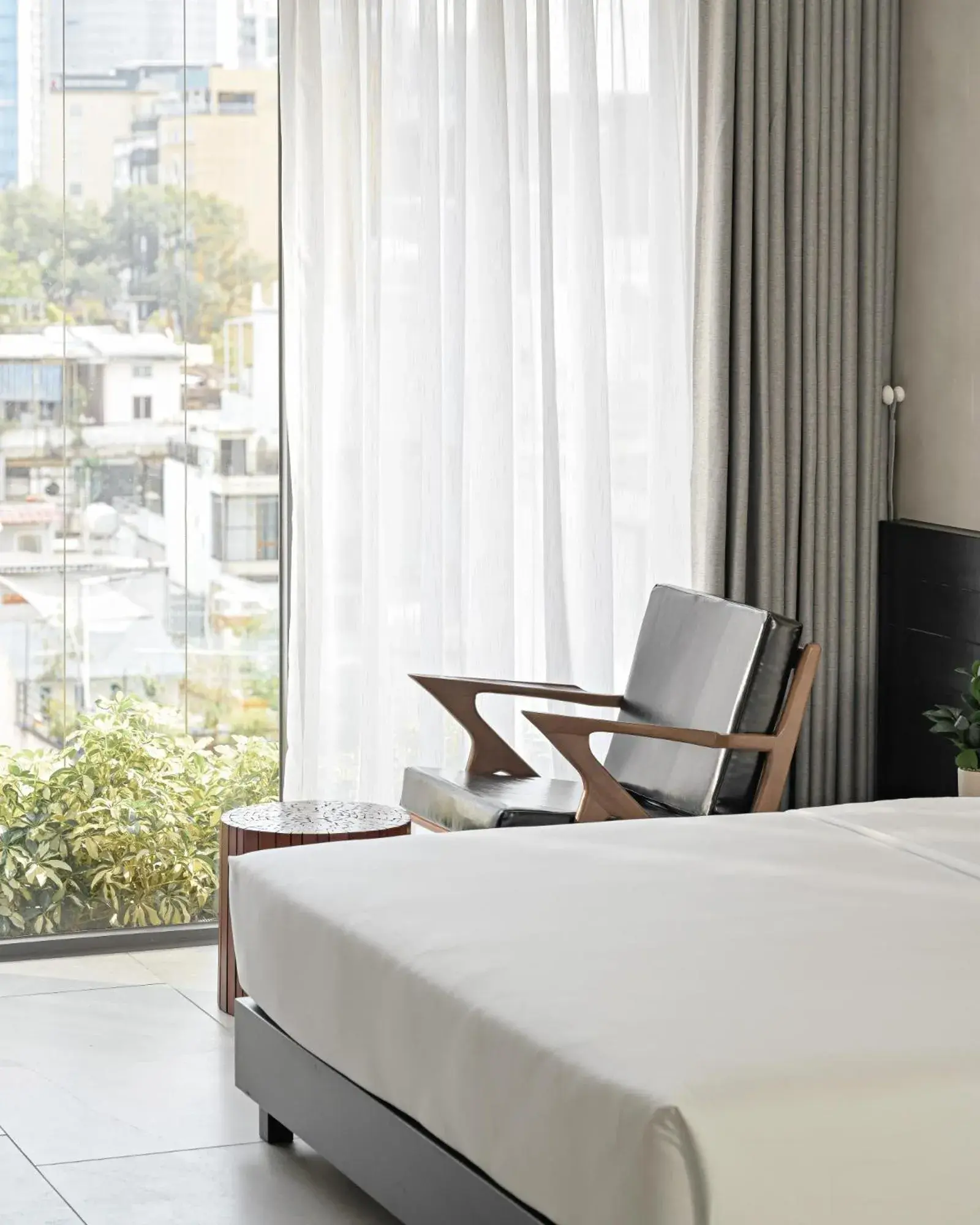 hair dresser, Bed in Triple E Hotel Metro Ben Thanh hair dresser, Bed in Triple E Hotel Metro Ben Thanh