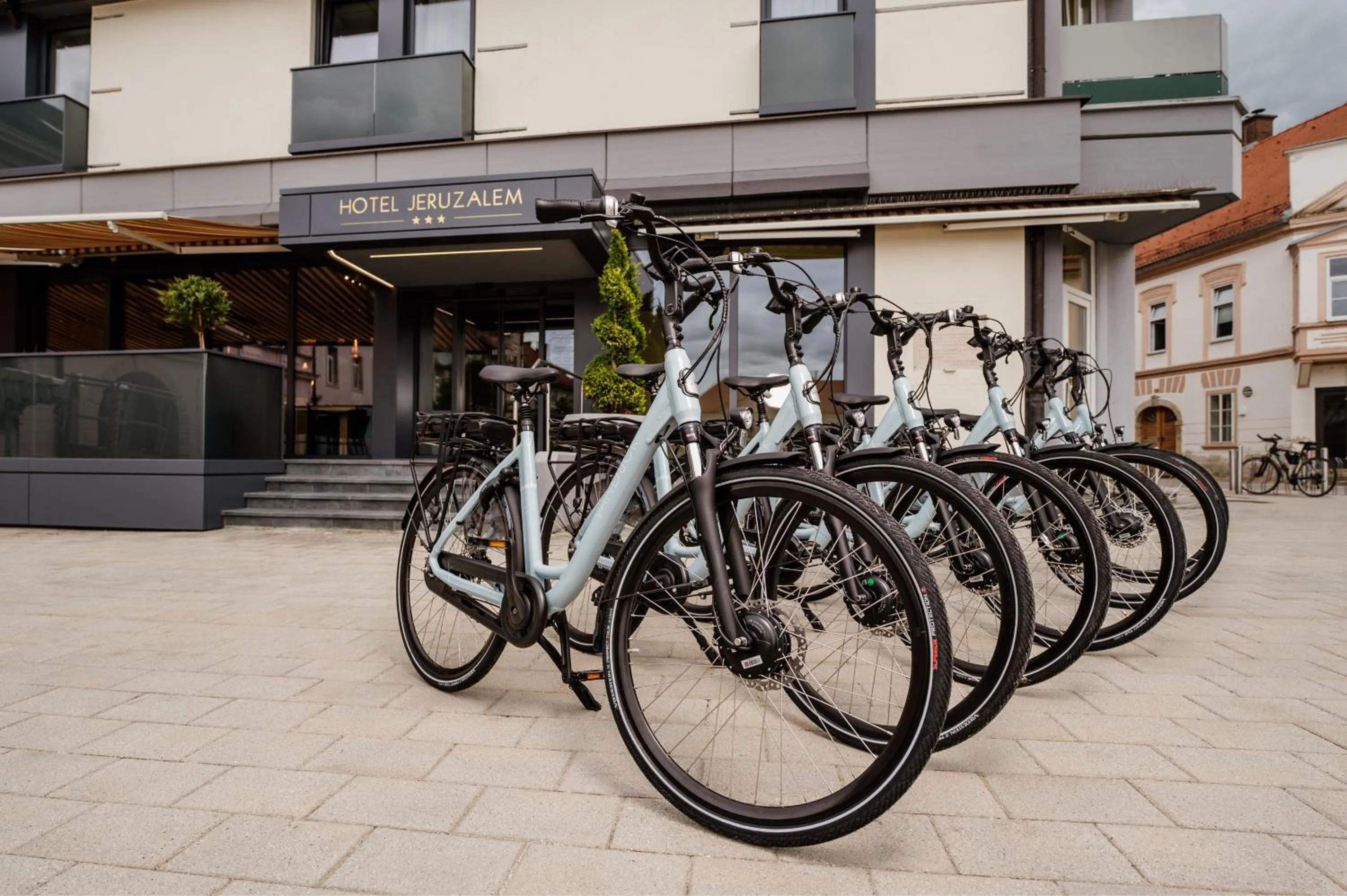 Cycling in Hotel Jeruzalem