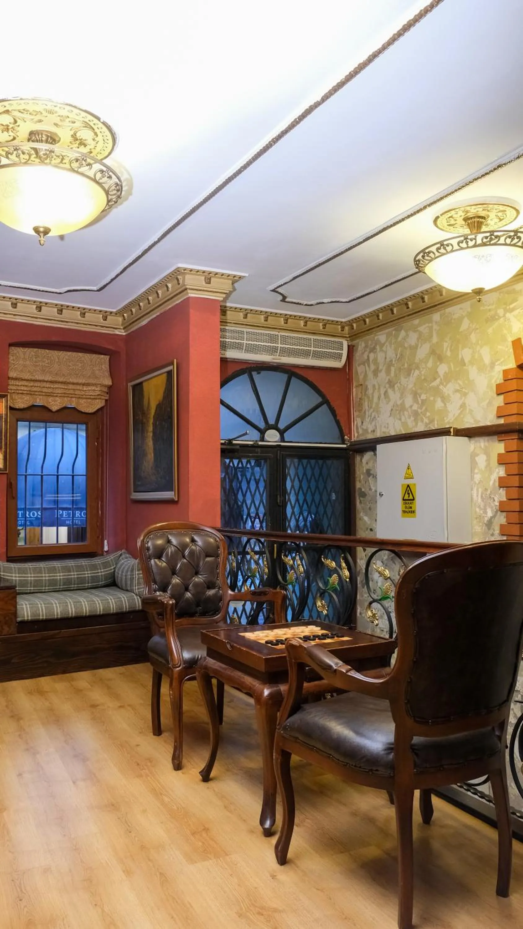 Istanbul Irish Hotel