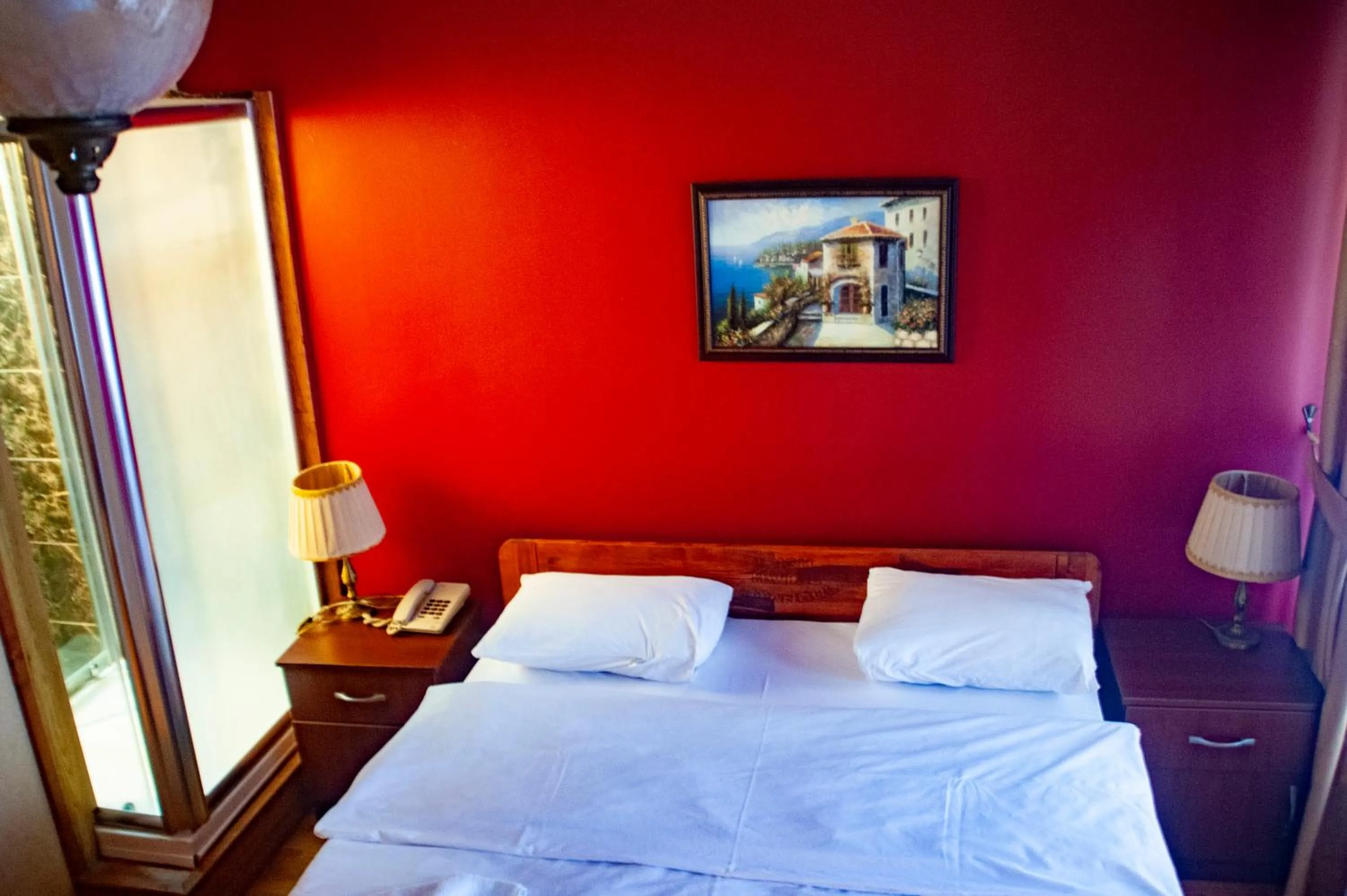 Bedroom, Bed in Istanbul Irish Hotel