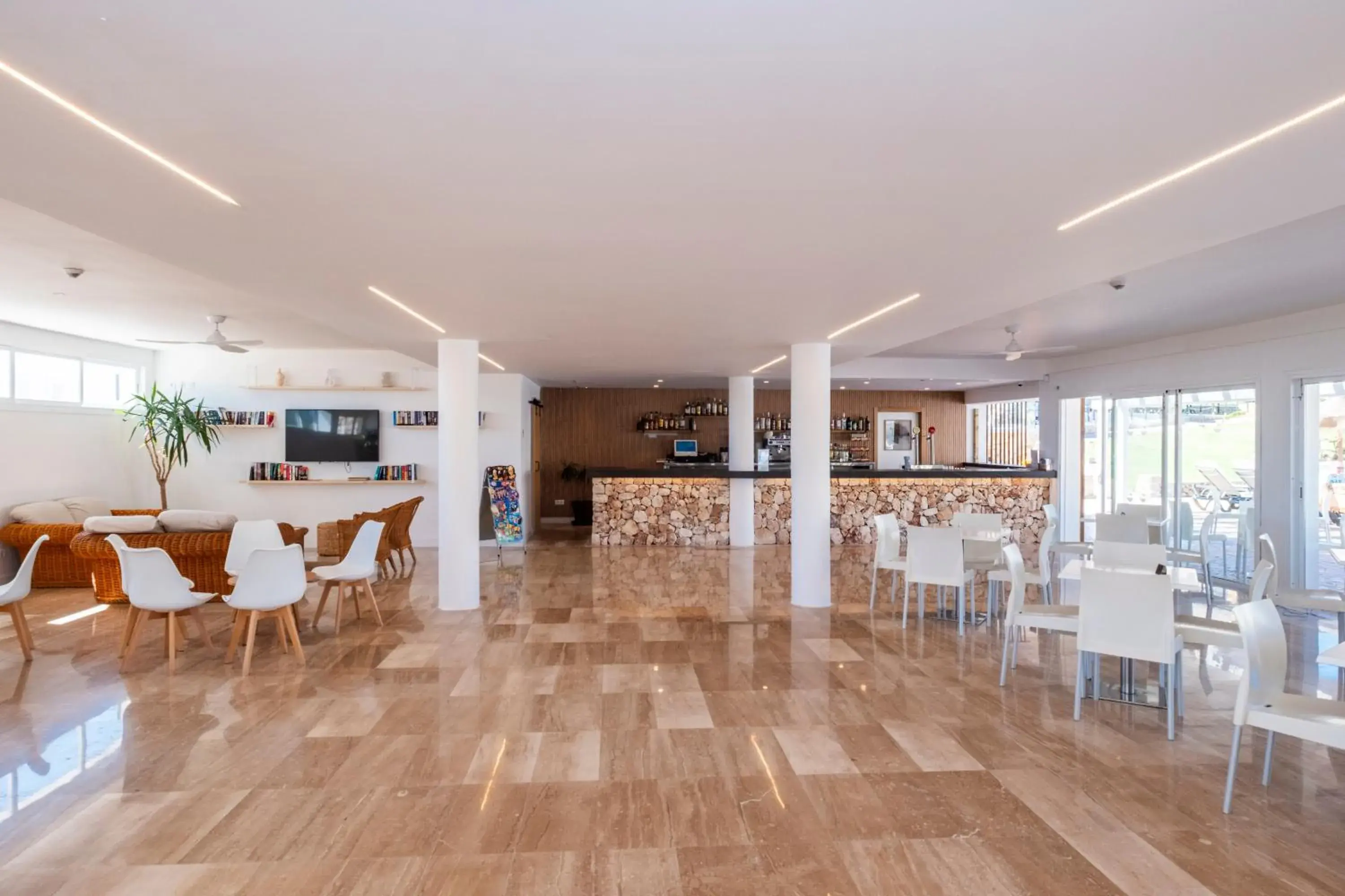 Lounge or bar in Comitas Isla del Aire Lounge or bar in Comitas Isla del Aire