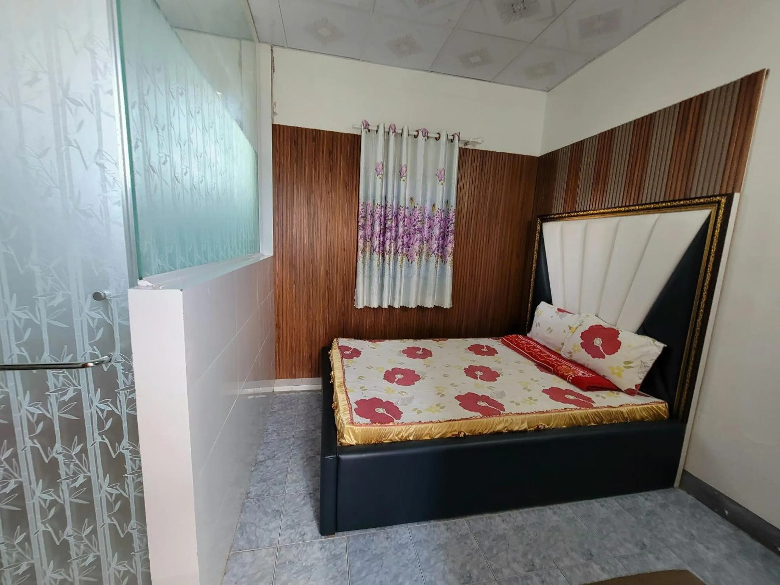 Bed in Thiên Nga Hotel