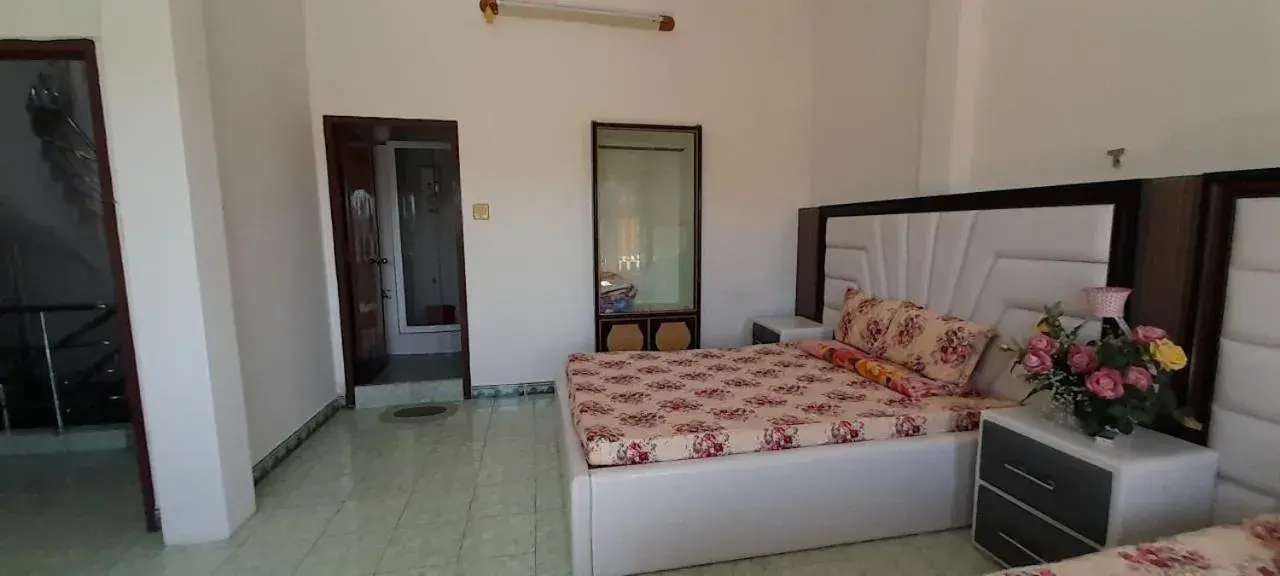 Photo of the whole room, Bed in Thiên Nga Hotel Photo of the whole room, Bed in Thiên Nga Hotel