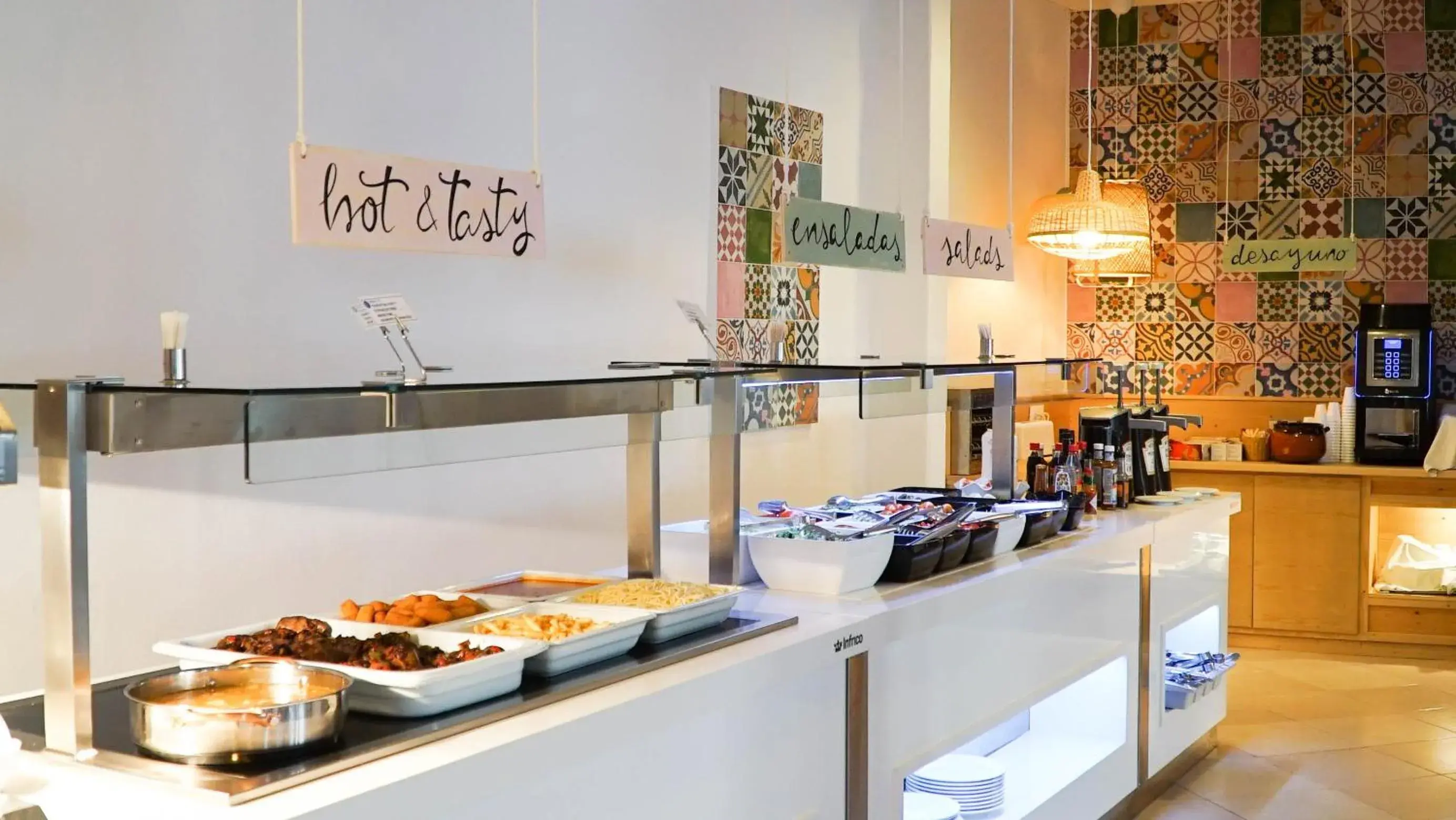 Breakfast in Comitas Tramontana Park Breakfast in Comitas Tramontana Park