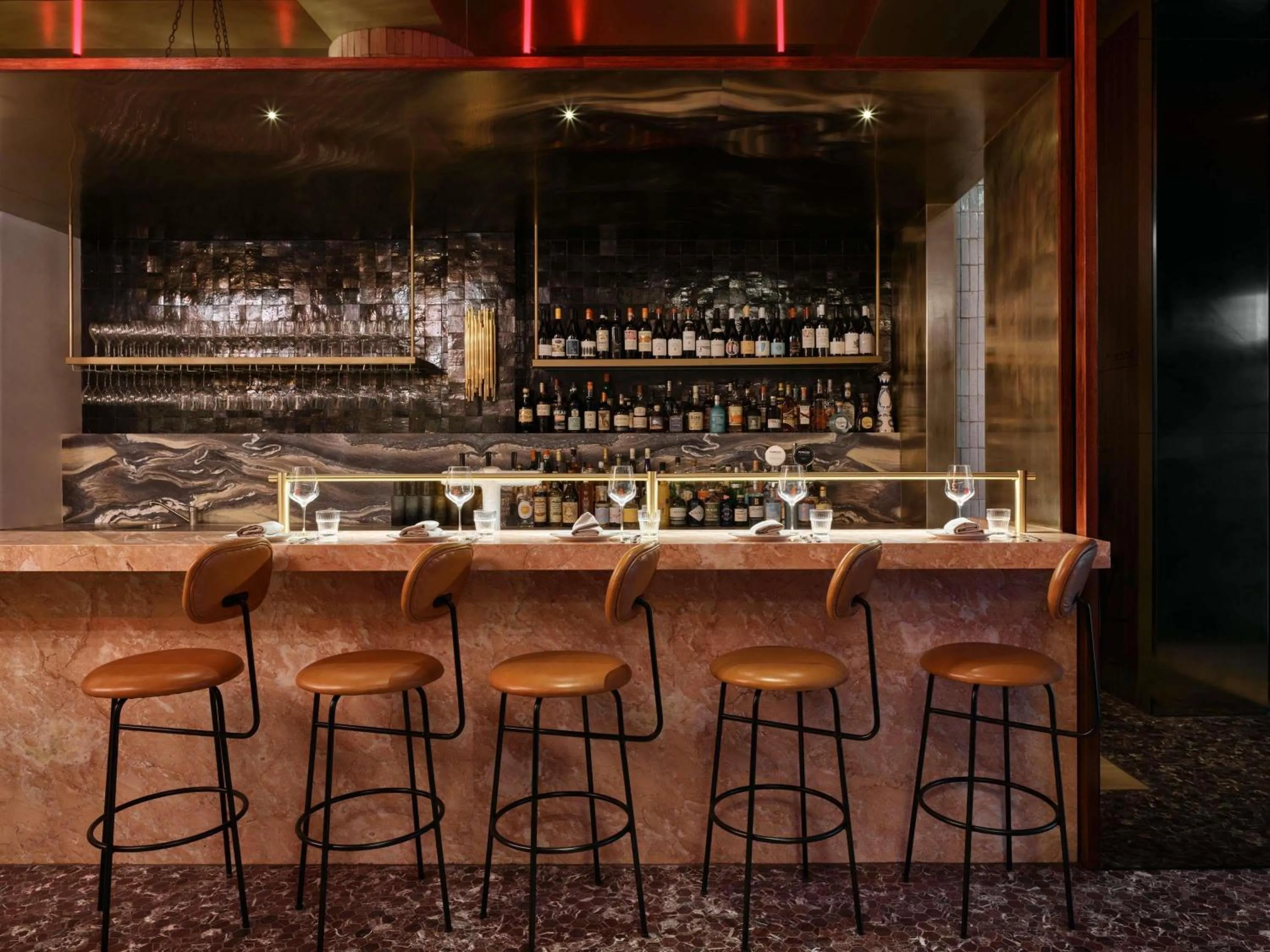 Restaurant/places to eat in Hotel Morris Sydney, Handwritten Collection