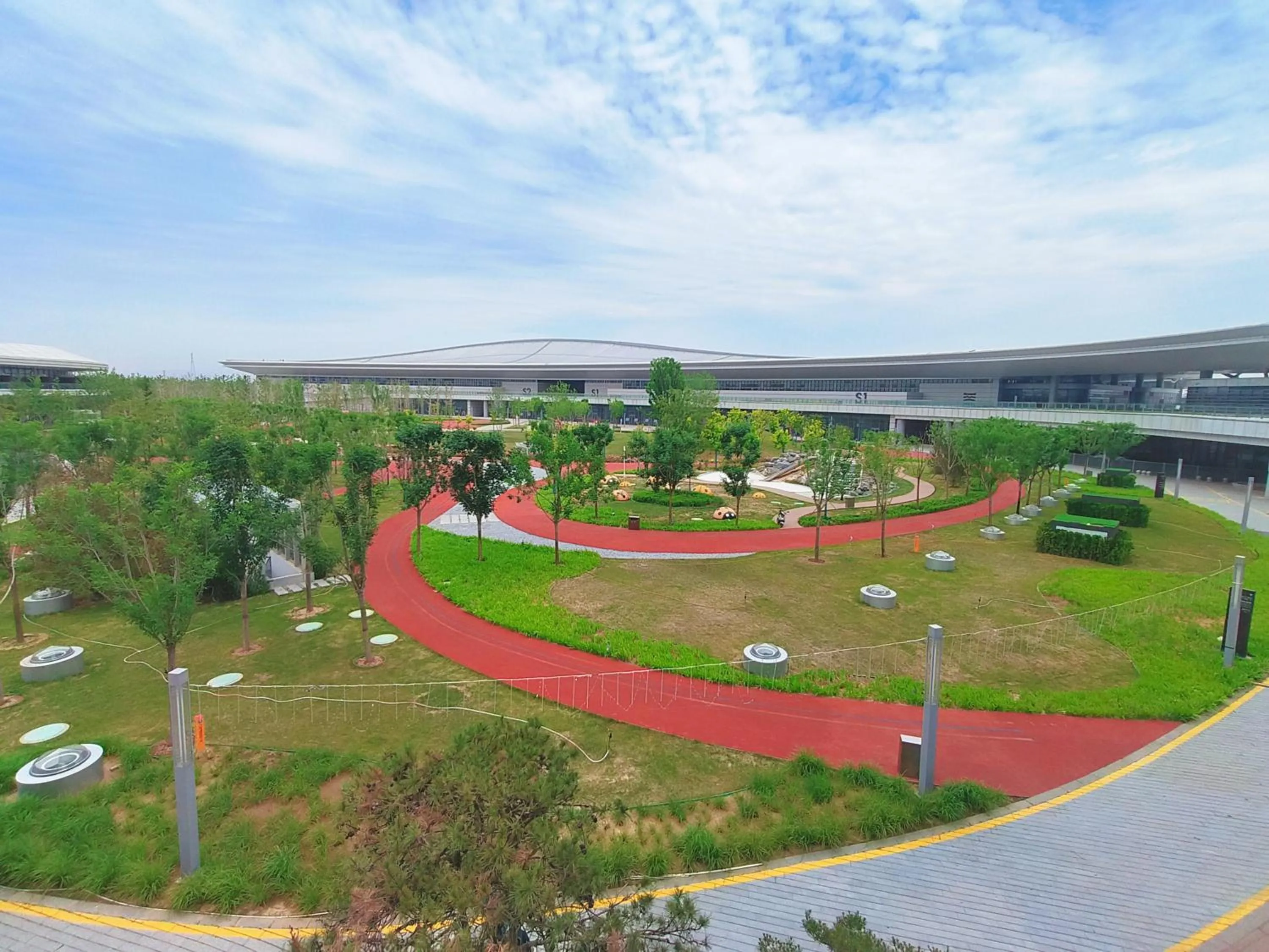 Garden in Wyndham Shanxi Xiaohe Xincheng