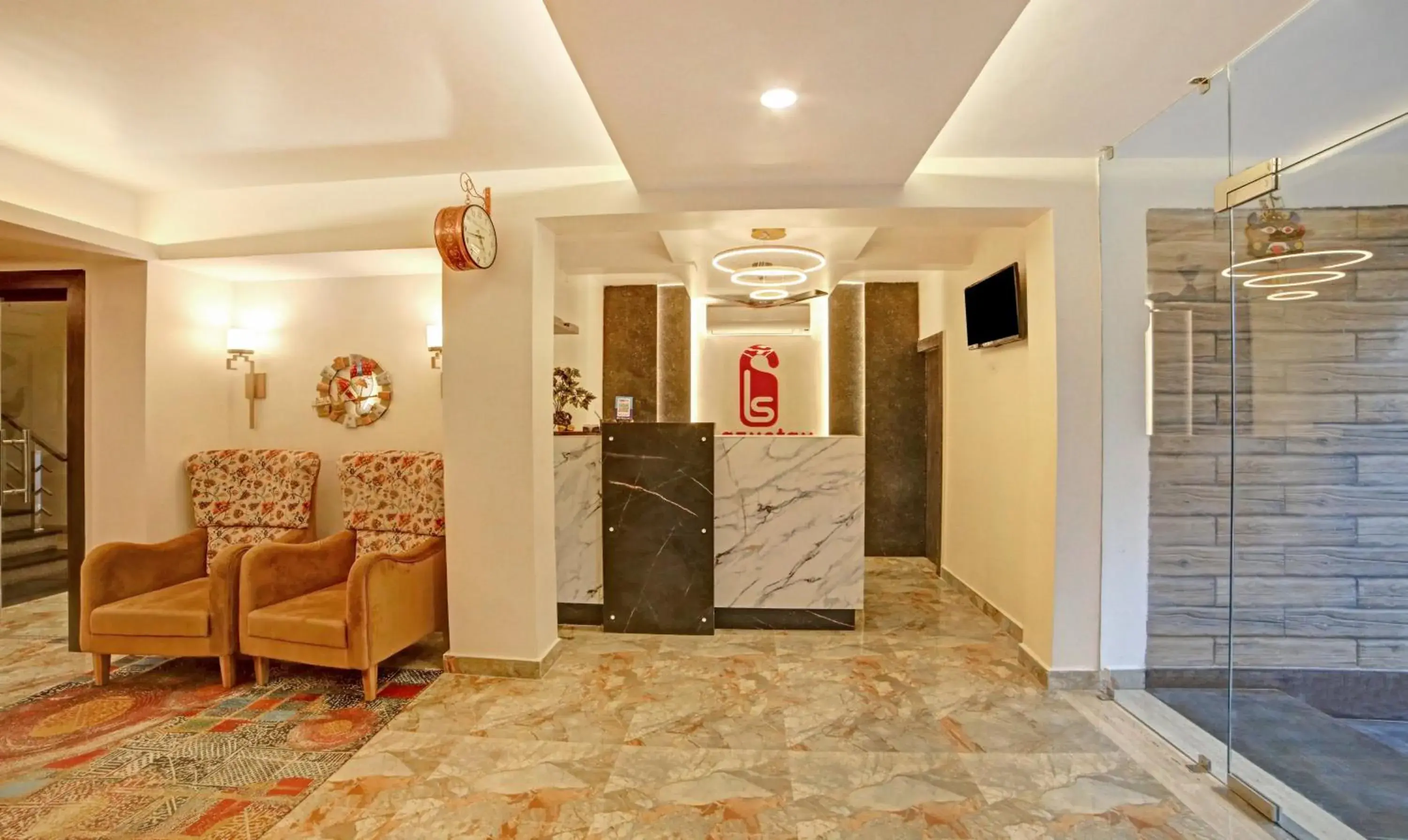 Lobby or reception in Treebo Lazystay Elite Lobby or reception in Treebo Lazystay Elite