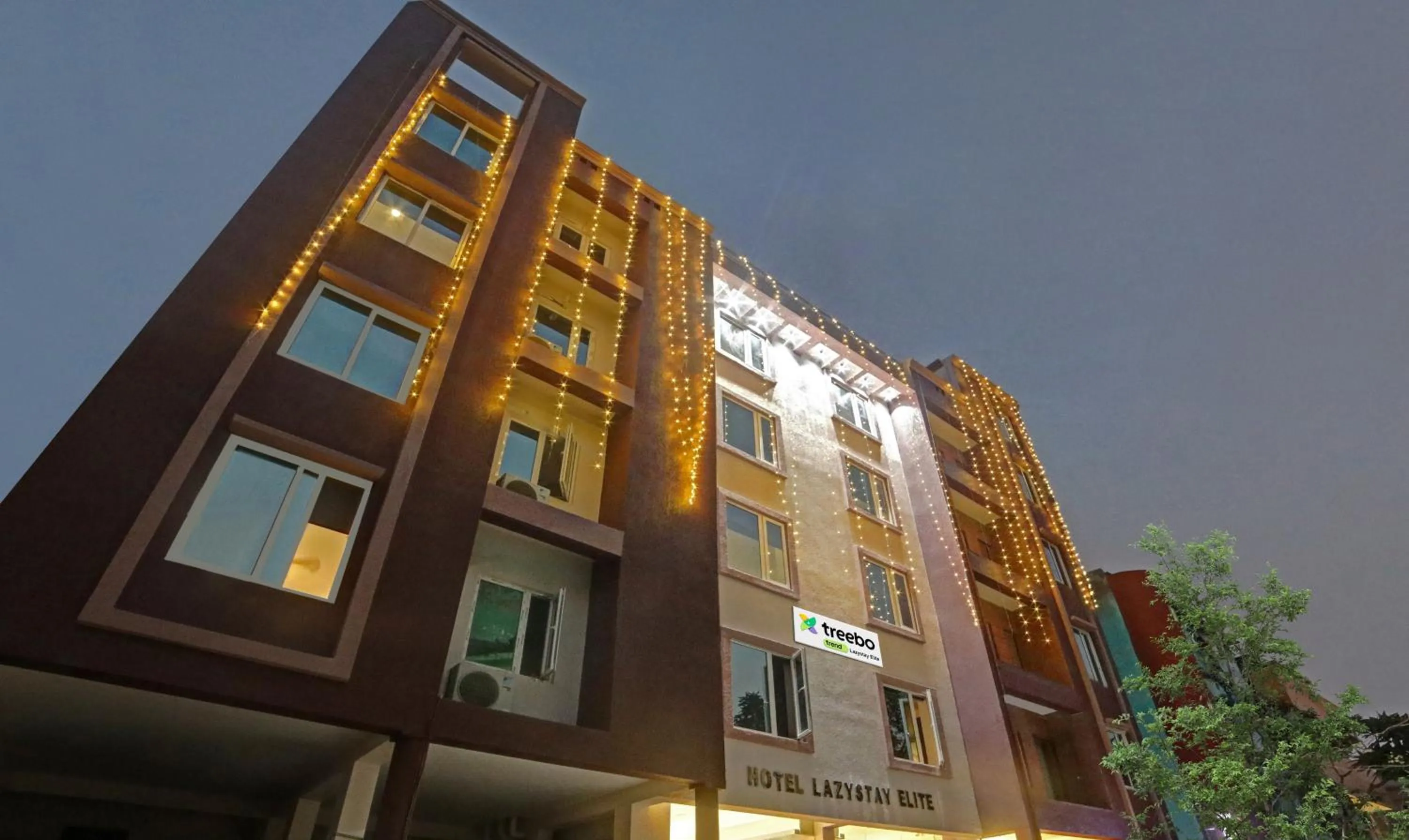 Property building in Treebo Lazystay Elite