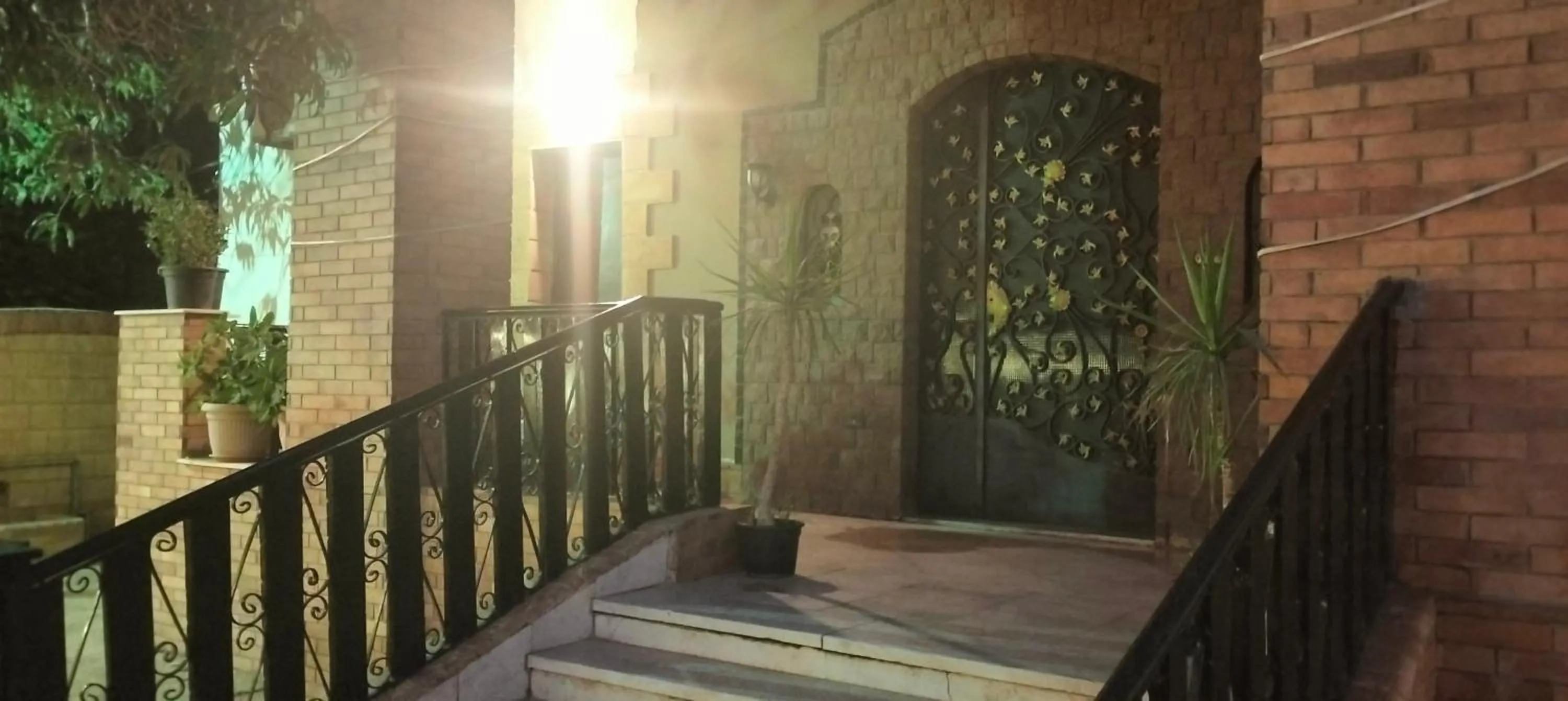 Balcony/Terrace in Zeina pyramids view