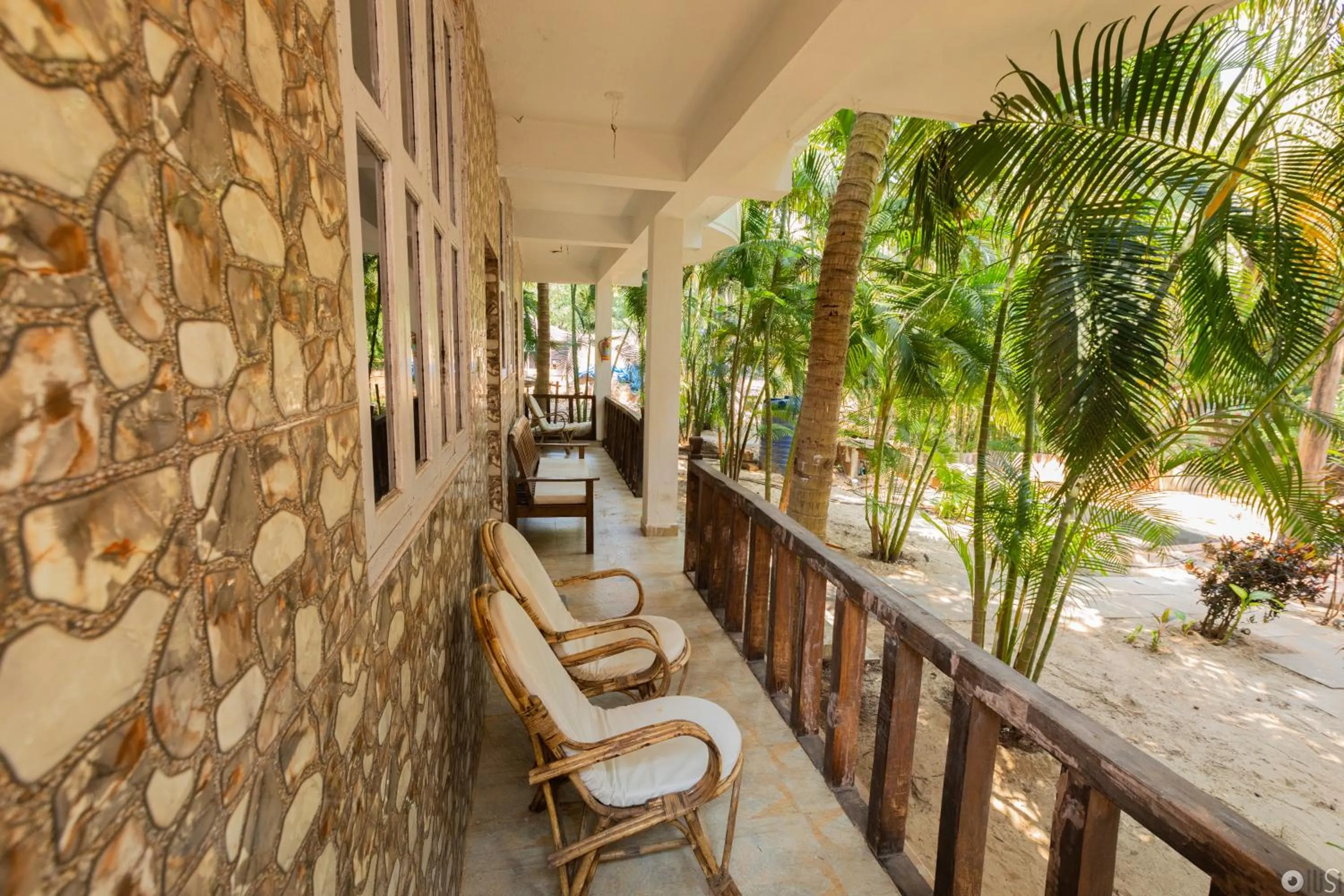 Seating area in Woodpegger By The Beach, Mandrem