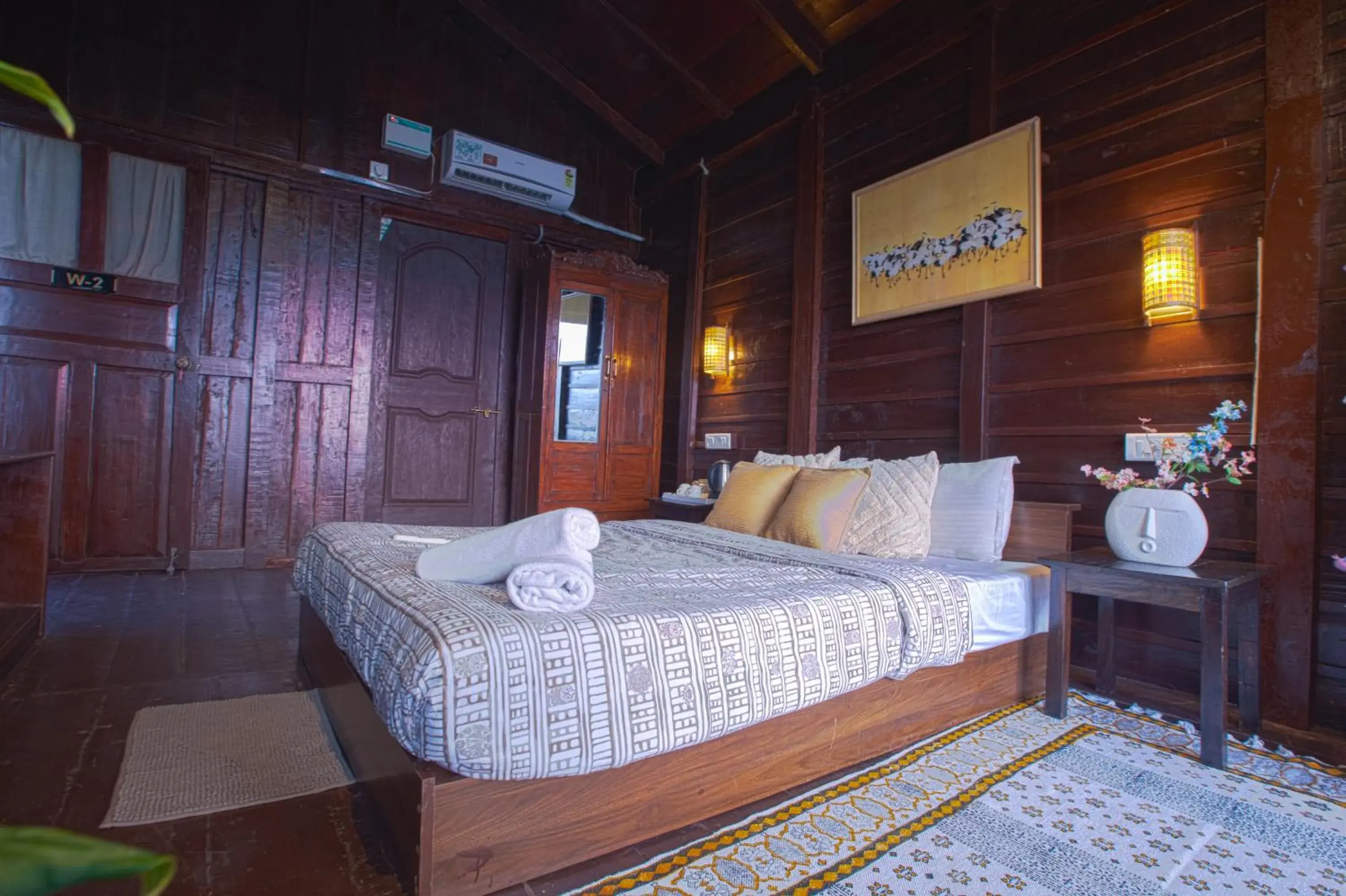 Bed in Woodpegger By The Beach, Mandrem Bed in Woodpegger By The Beach, Mandrem