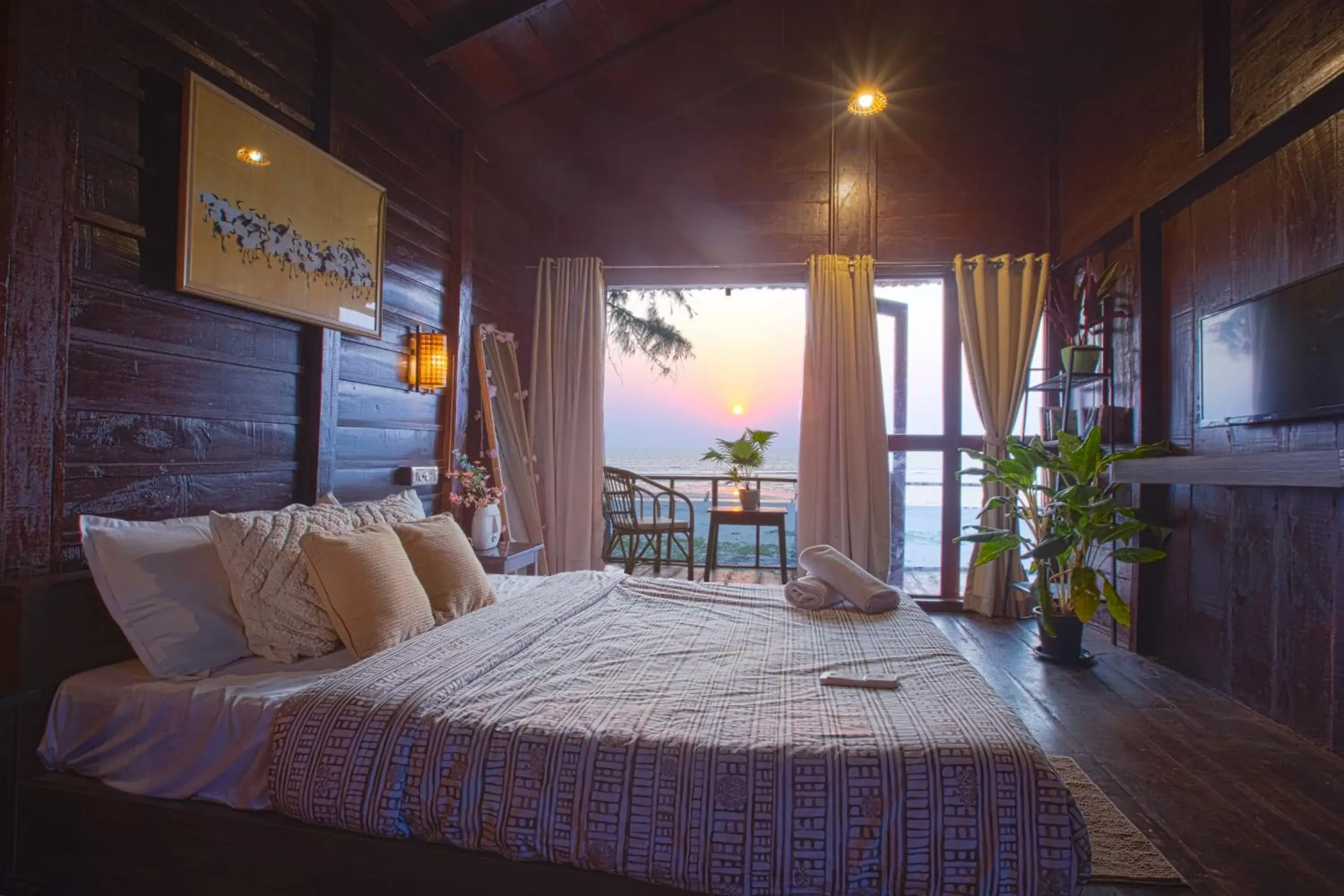 Bedroom, Bed in Woodpegger By The Beach, Mandrem Bedroom, Bed in Woodpegger By The Beach, Mandrem