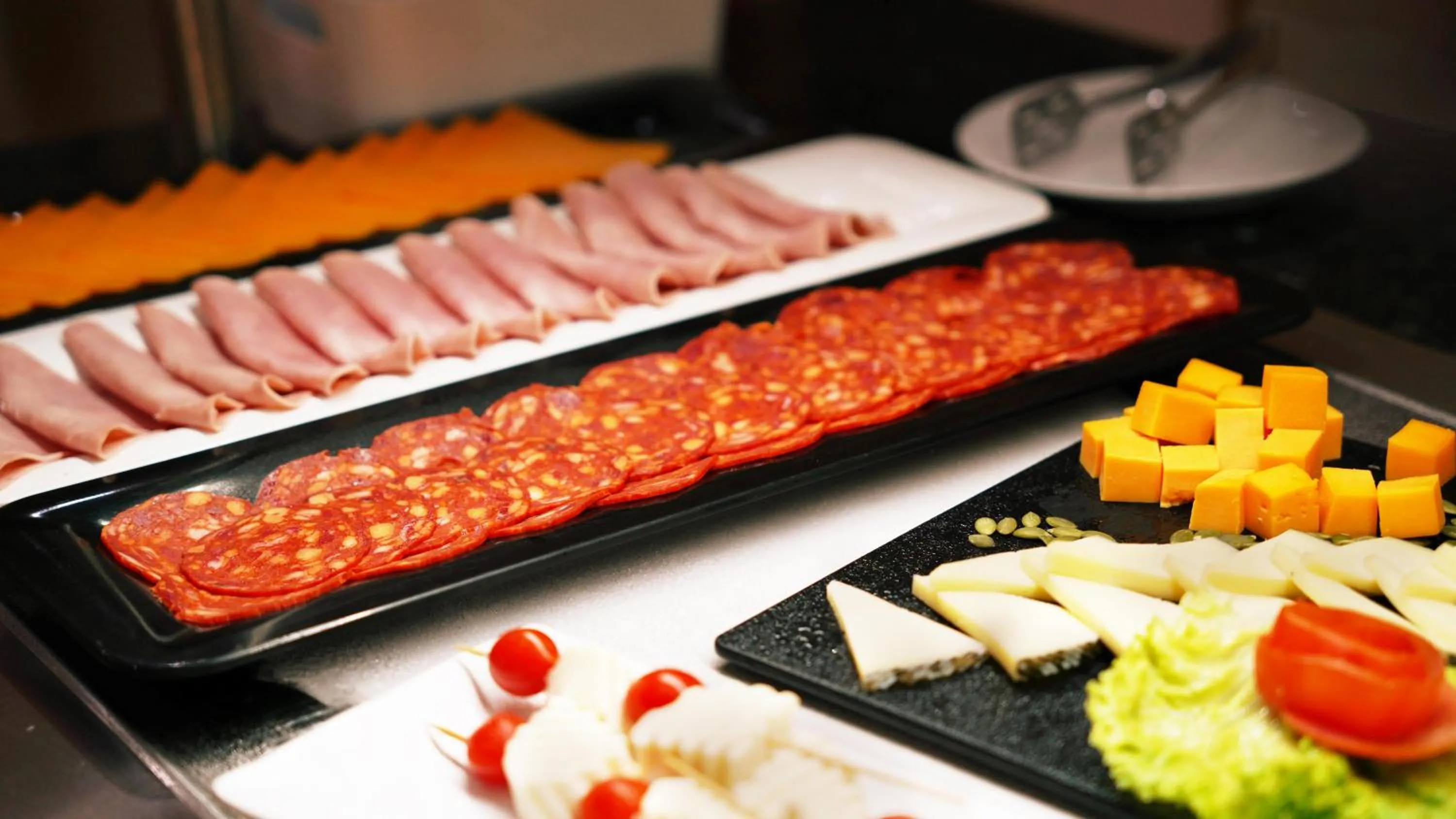 Restaurant/places to eat in Coral Los Alisios