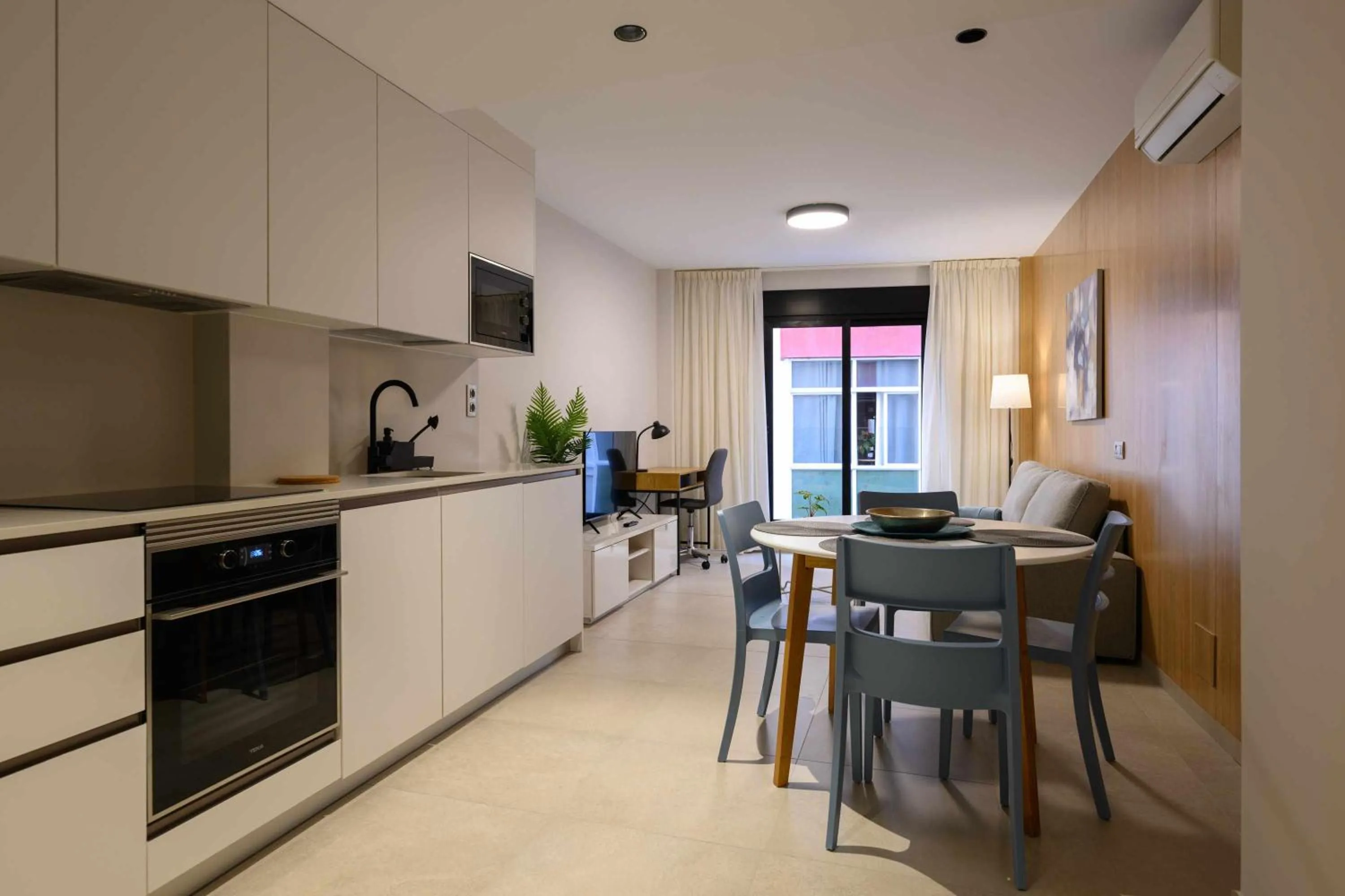 TV and multimedia in Canteras Urban Beach