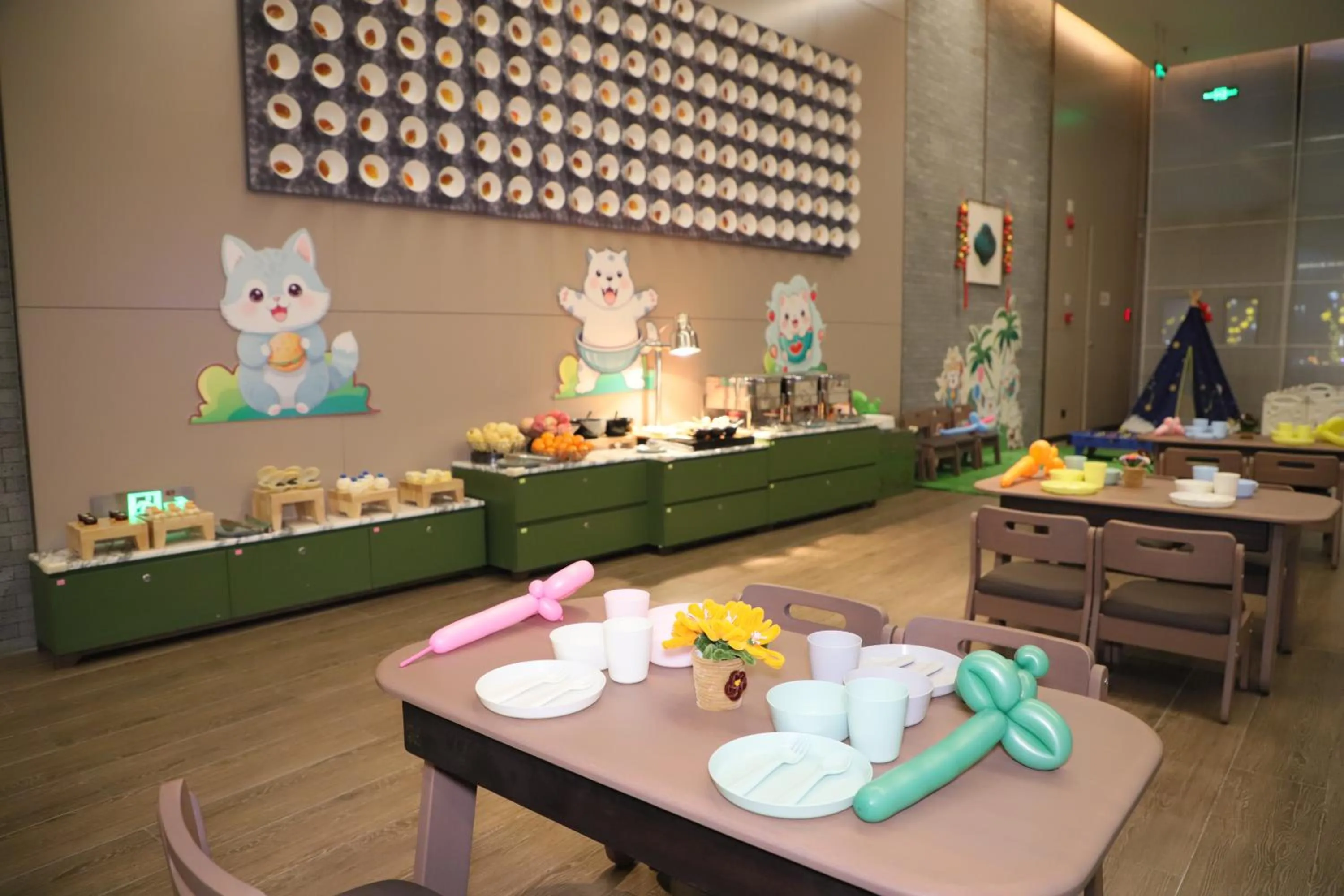 Restaurant/places to eat in La Quinta by Wyndham Shanxi Xiaohe Xincheng