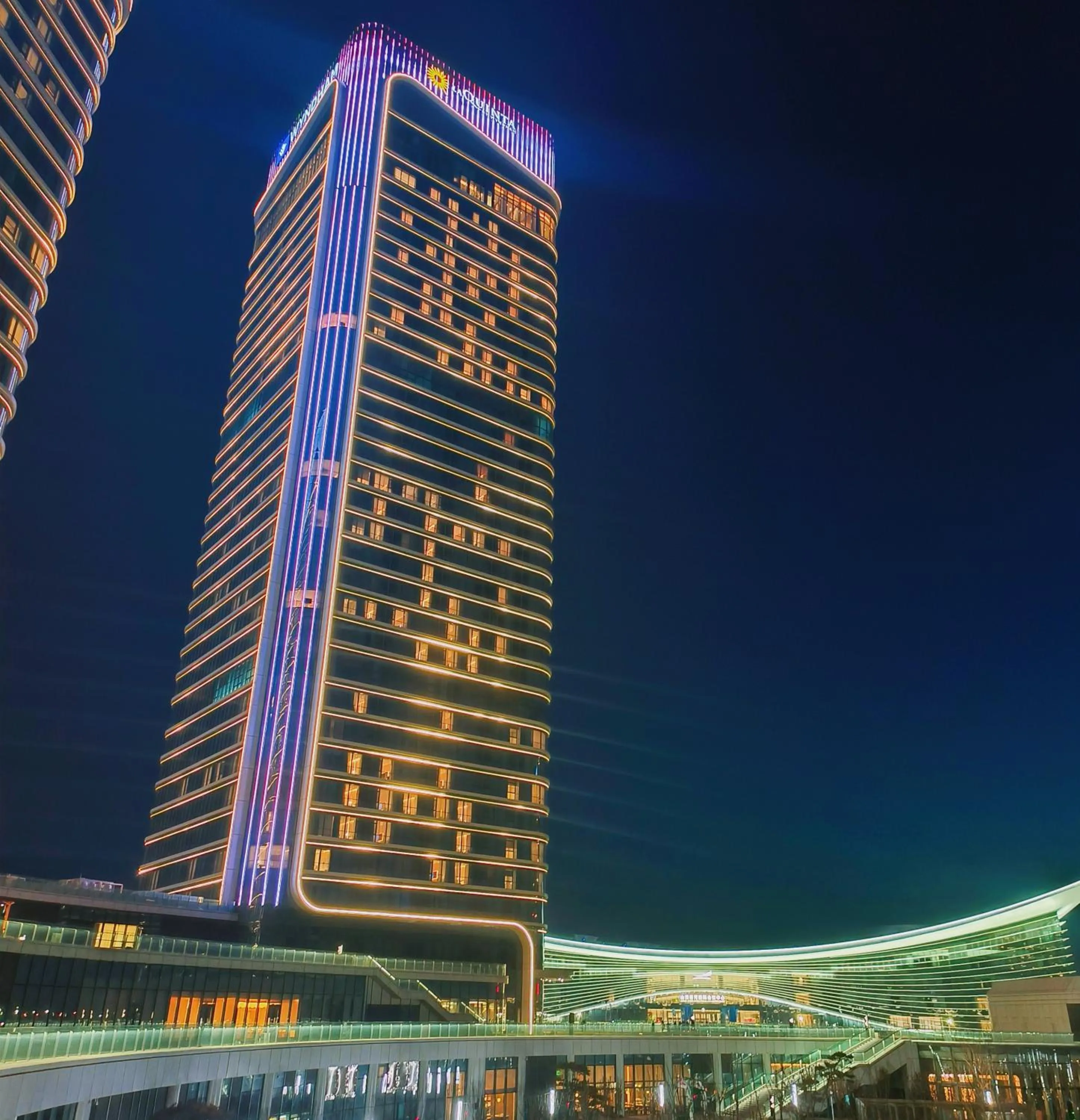 Property building in La Quinta by Wyndham Shanxi Xiaohe Xincheng