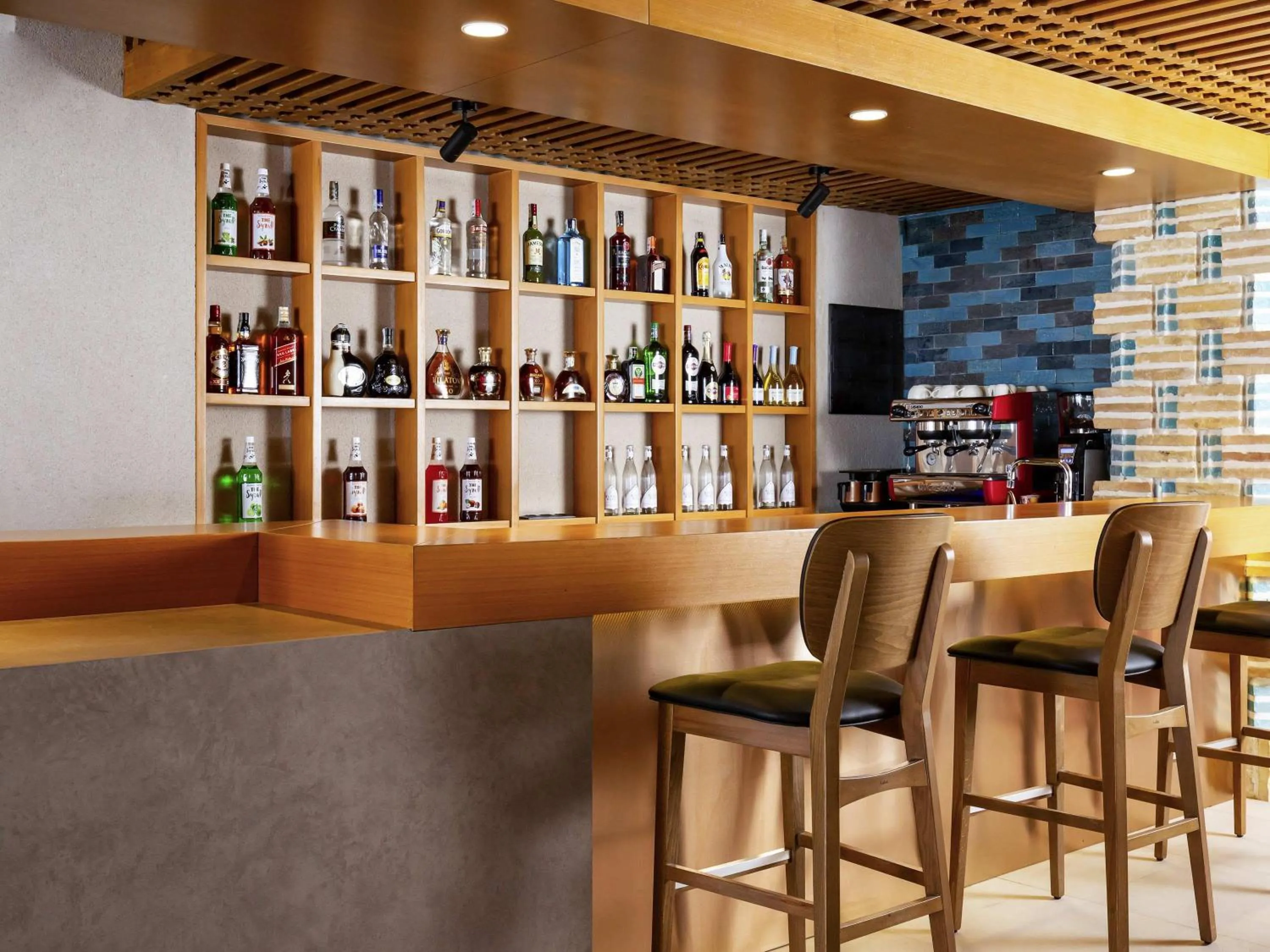 Lounge or bar in Mercure Bukhara Old Town