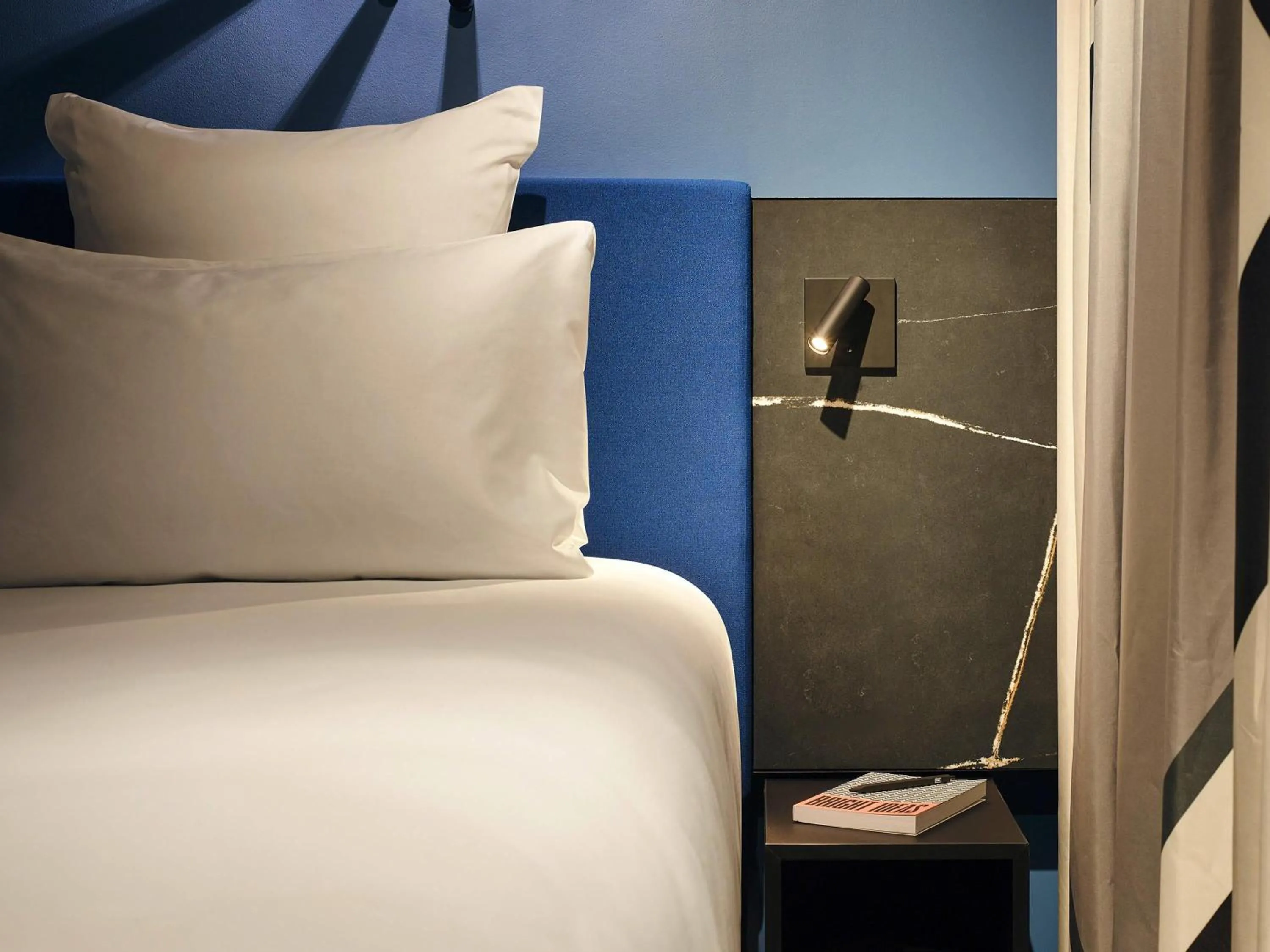 Bedroom, Bed in Tribe Paris Saint Ouen