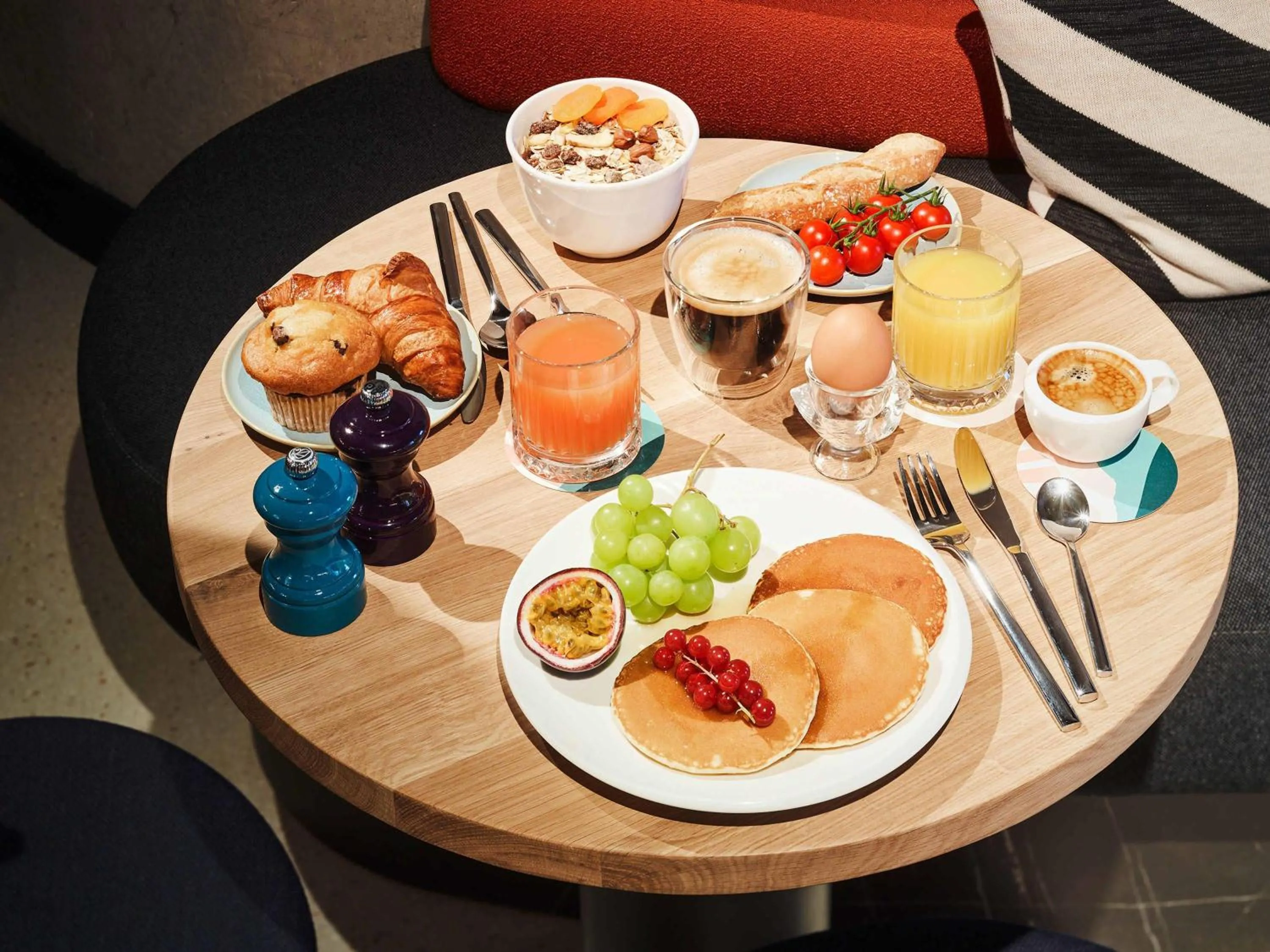 Breakfast in Tribe Paris Saint Ouen