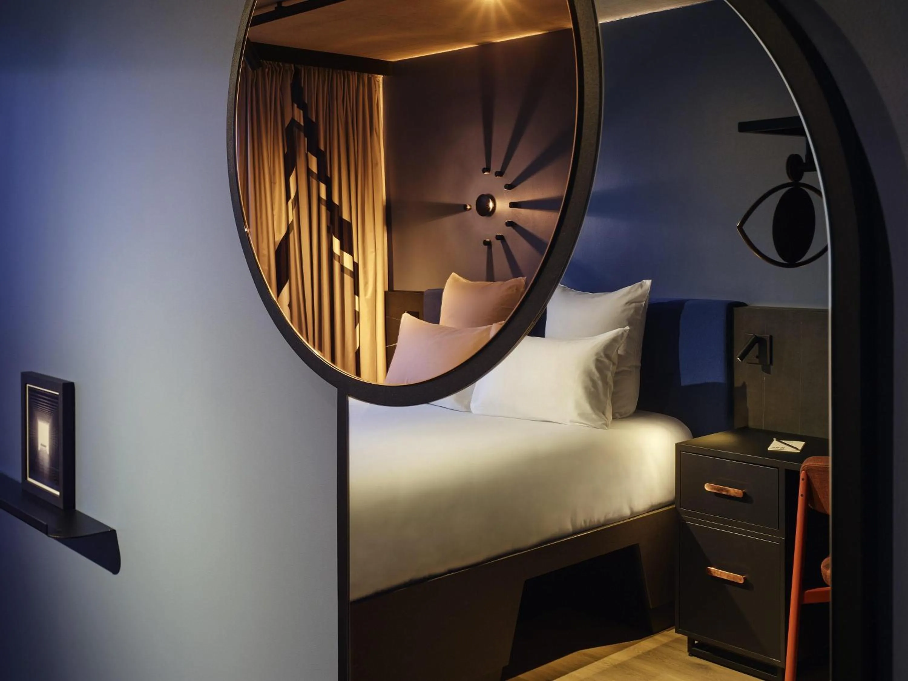 Bedroom, Bed in Tribe Paris Saint Ouen