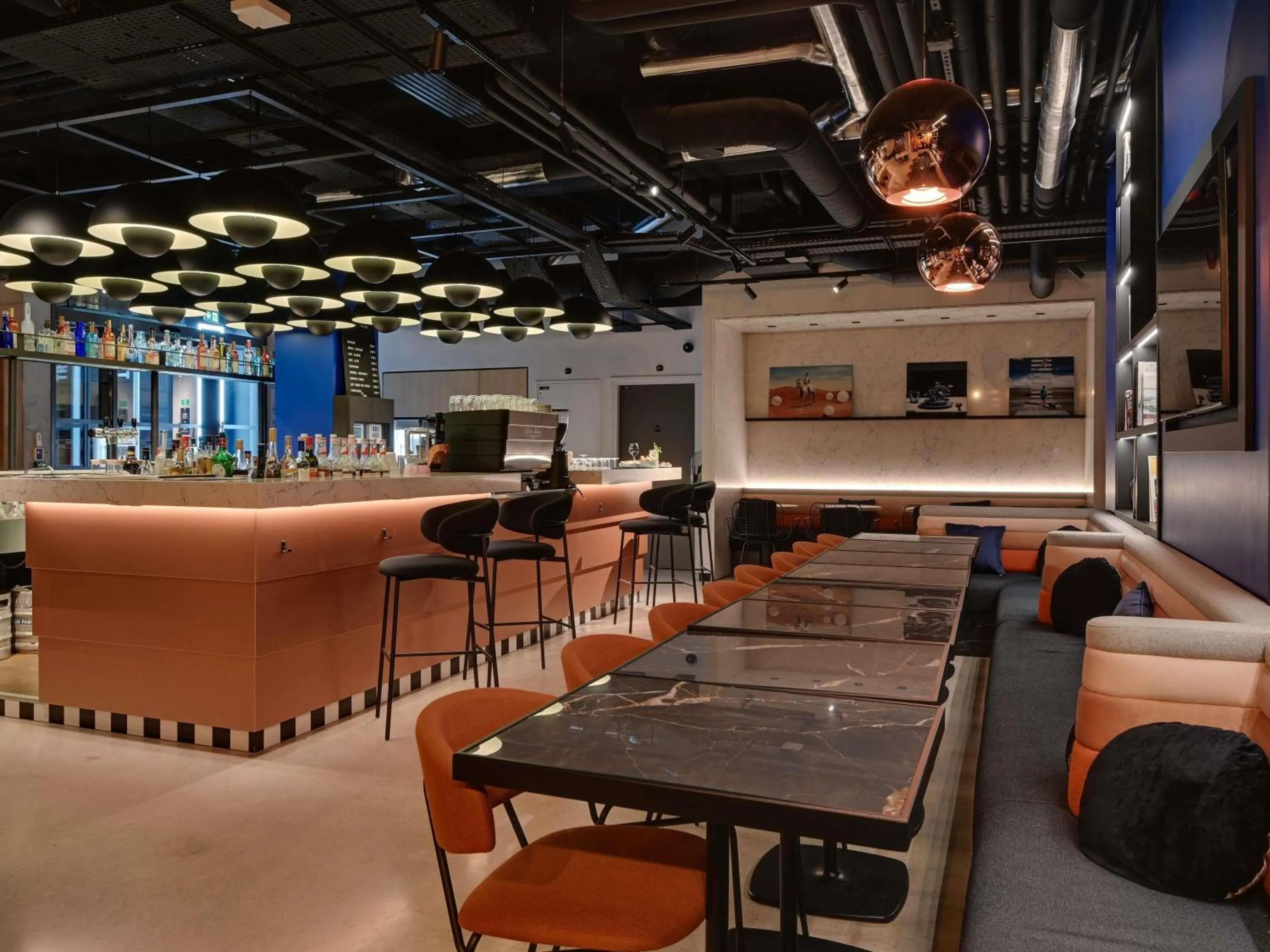 Property building in Tribe Paris Saint Ouen