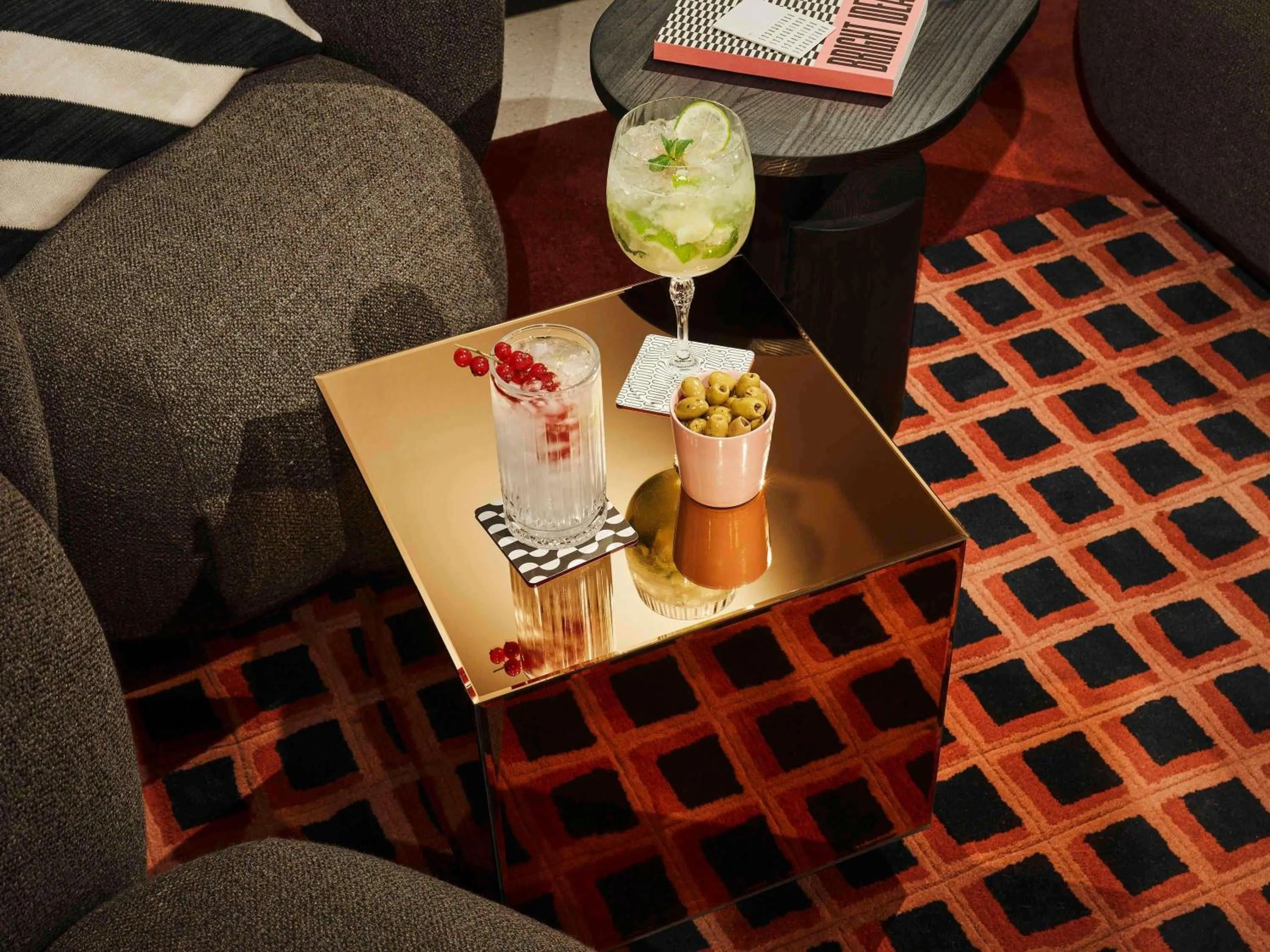 Lounge or bar in Tribe Paris Saint Ouen