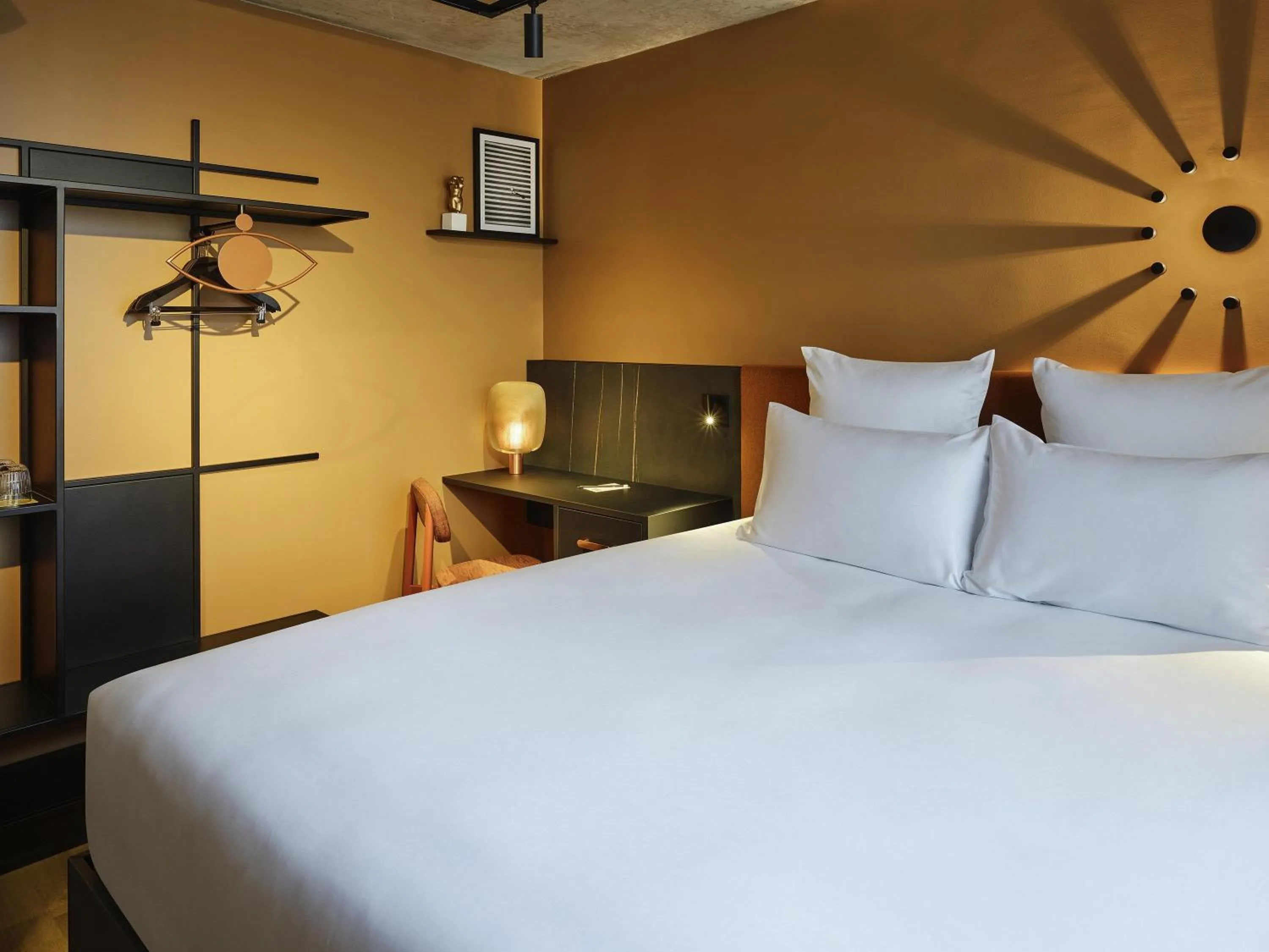 Bedroom, Bed in Tribe Paris Saint Ouen