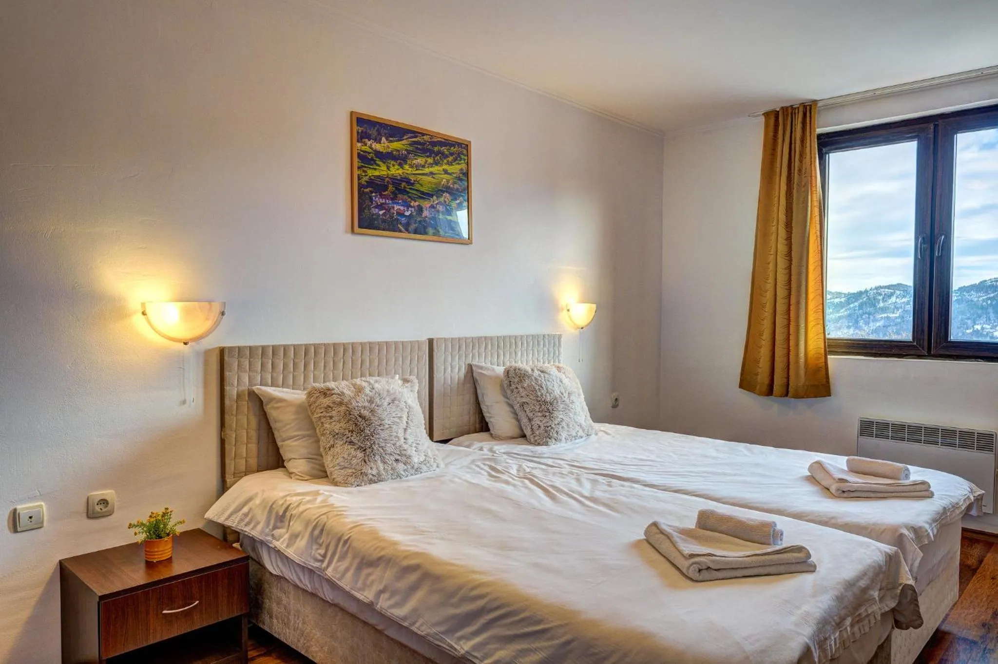 Bed in Complex Silver Hills