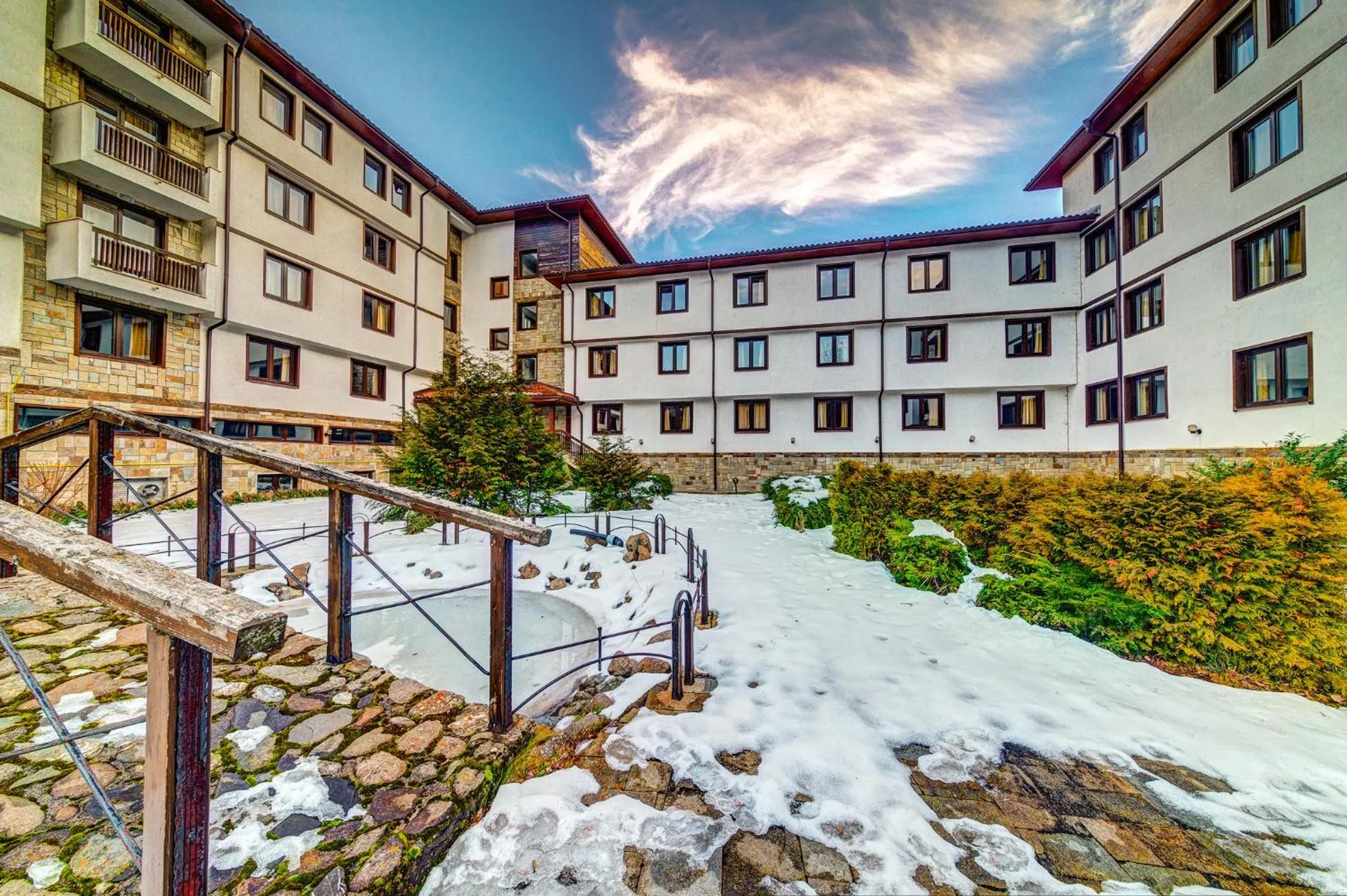 Property building in Complex Silver Hills