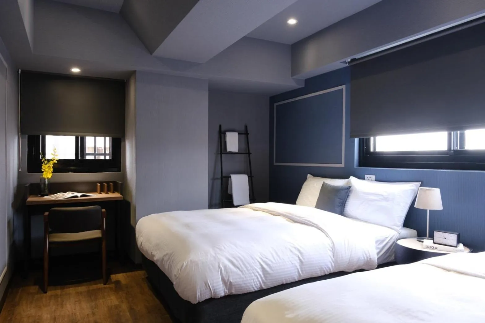 Bedroom, Bed in Giant Rich Hotel