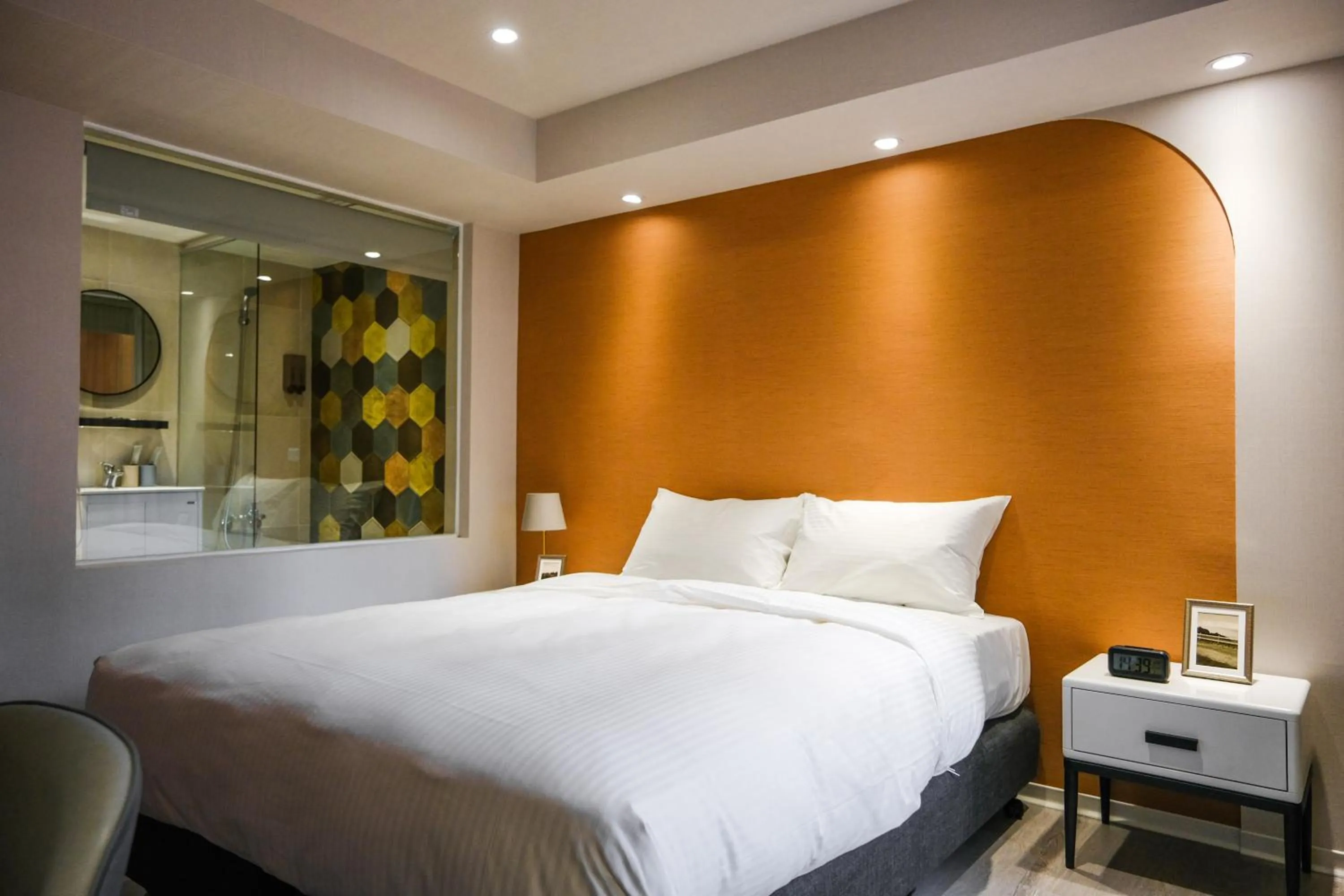 Bed in Giant Rich Hotel