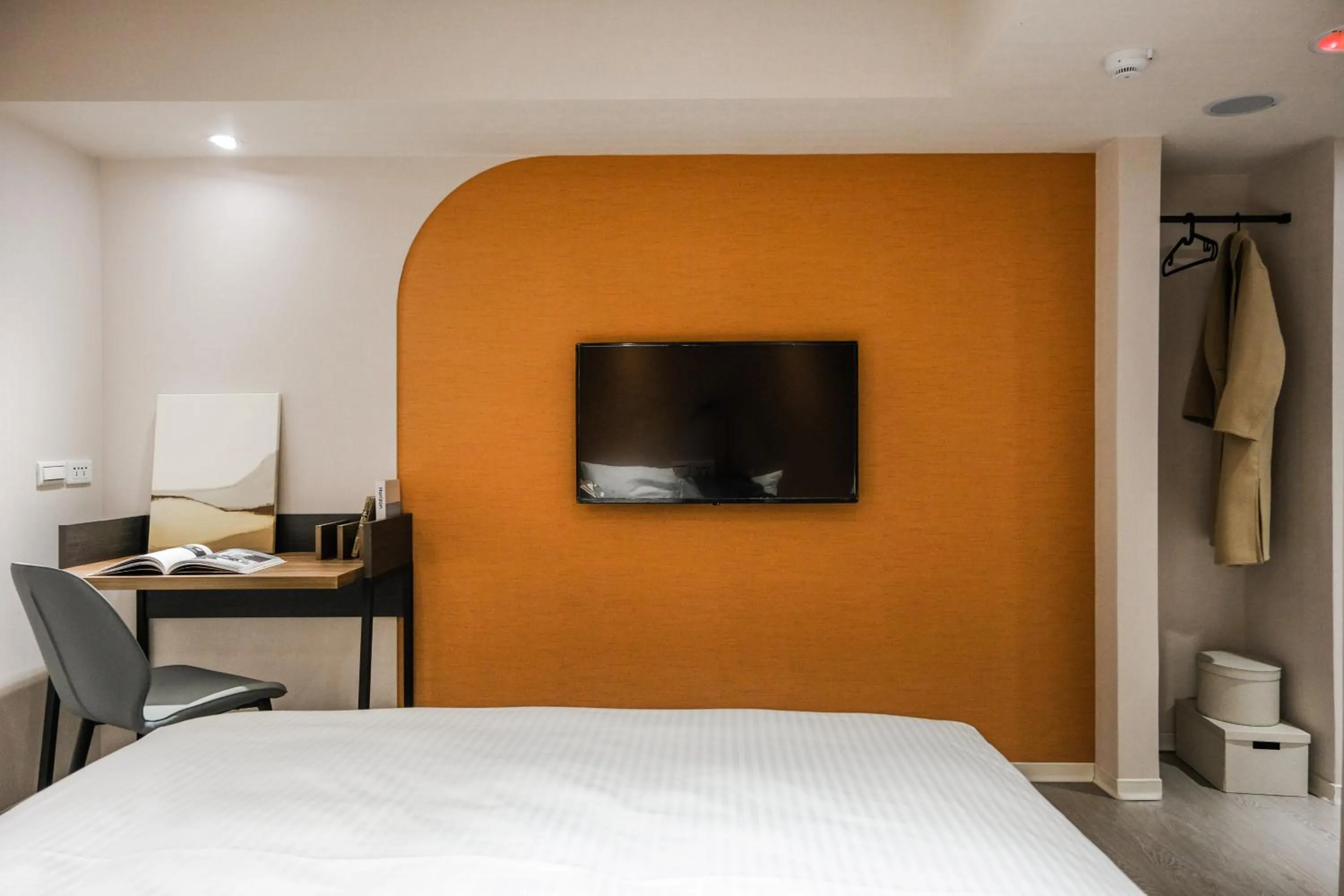 Bed in Giant Rich Hotel