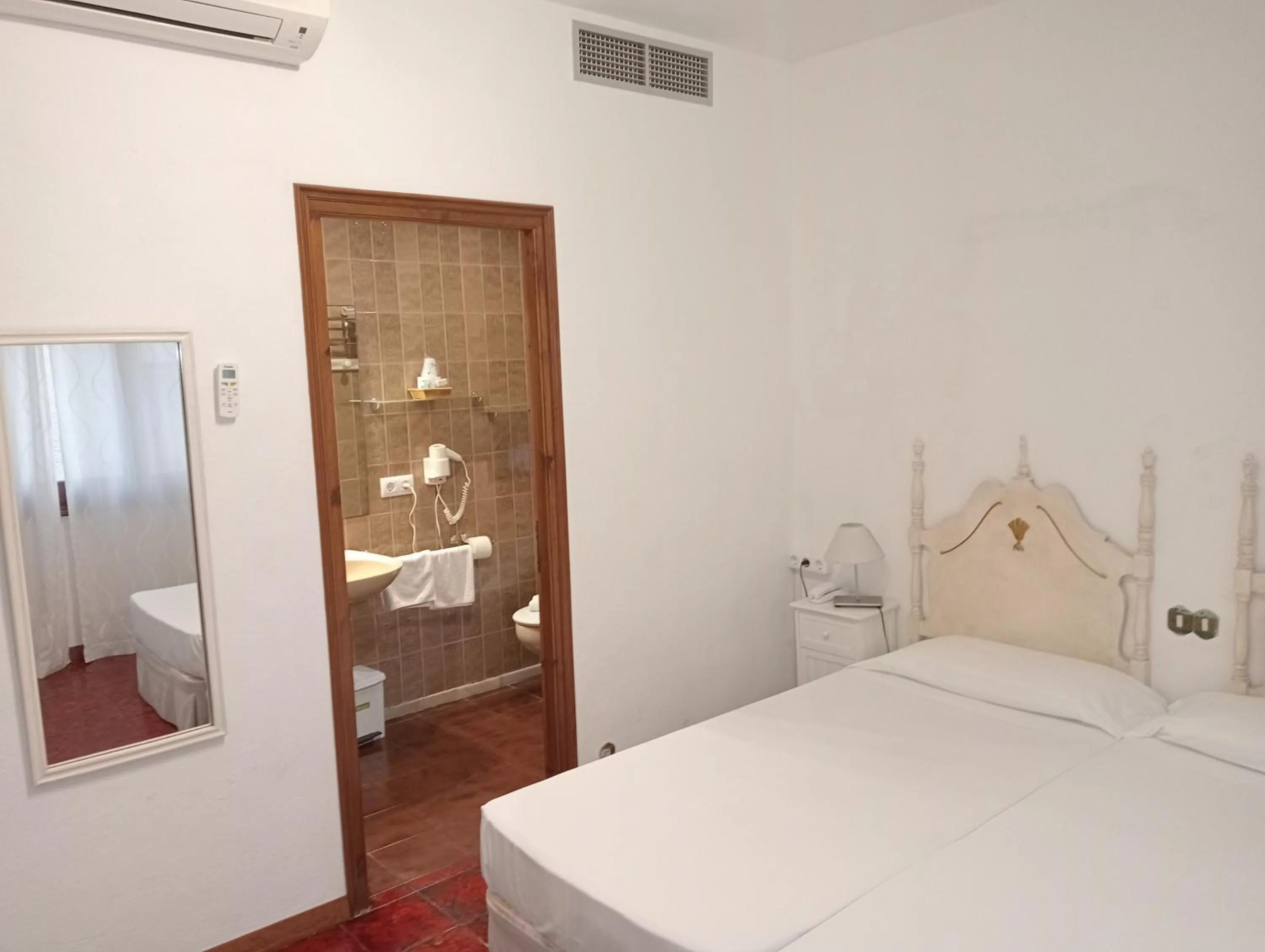 Bed in Hotel Rosa & Spa Begur