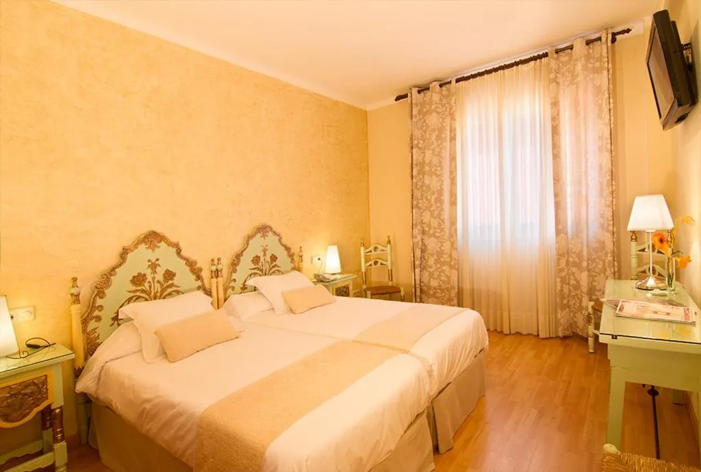 Bed in Hotel Rosa & Spa Begur