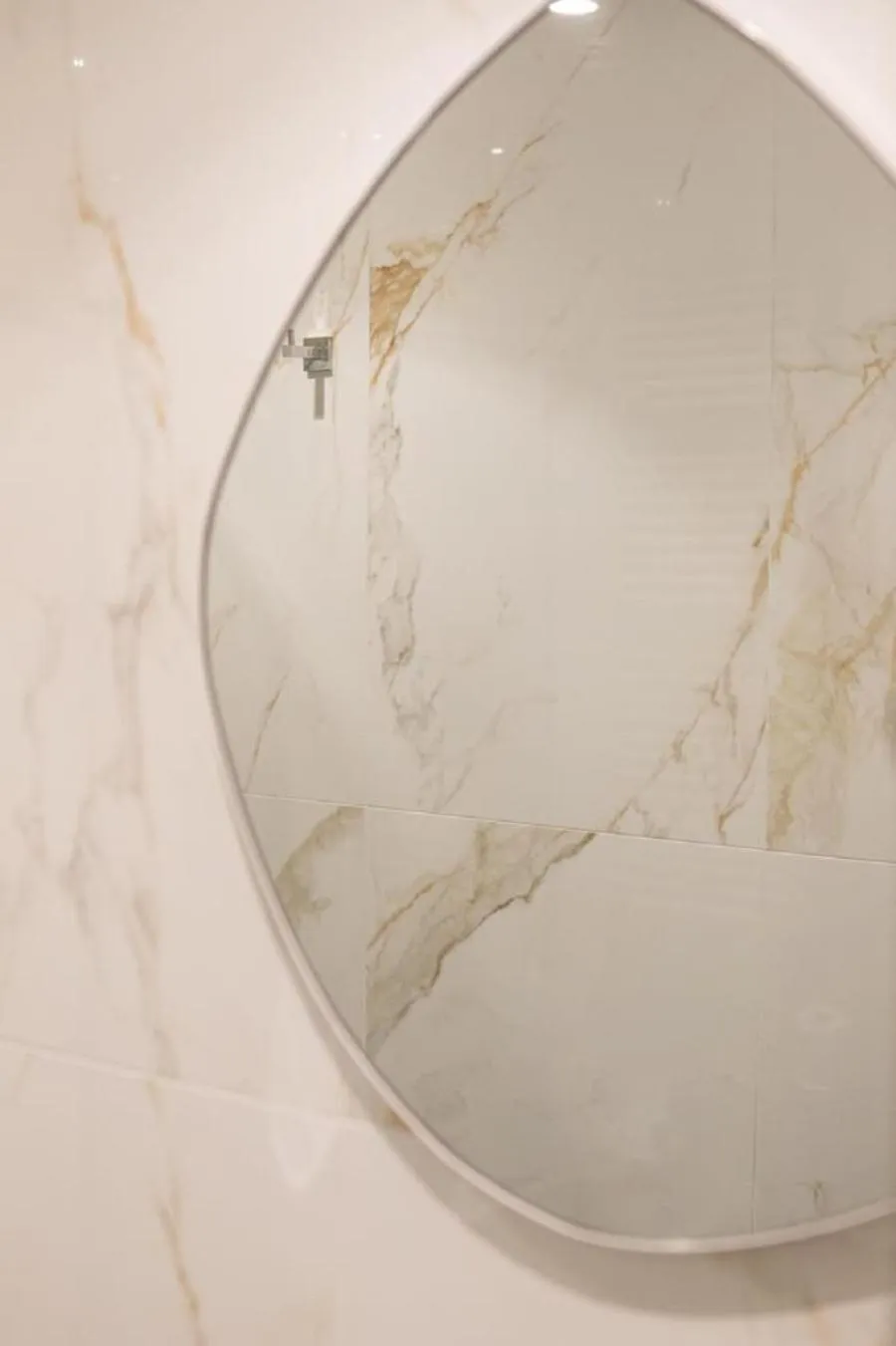 Bathroom in Bhr Cavour 150